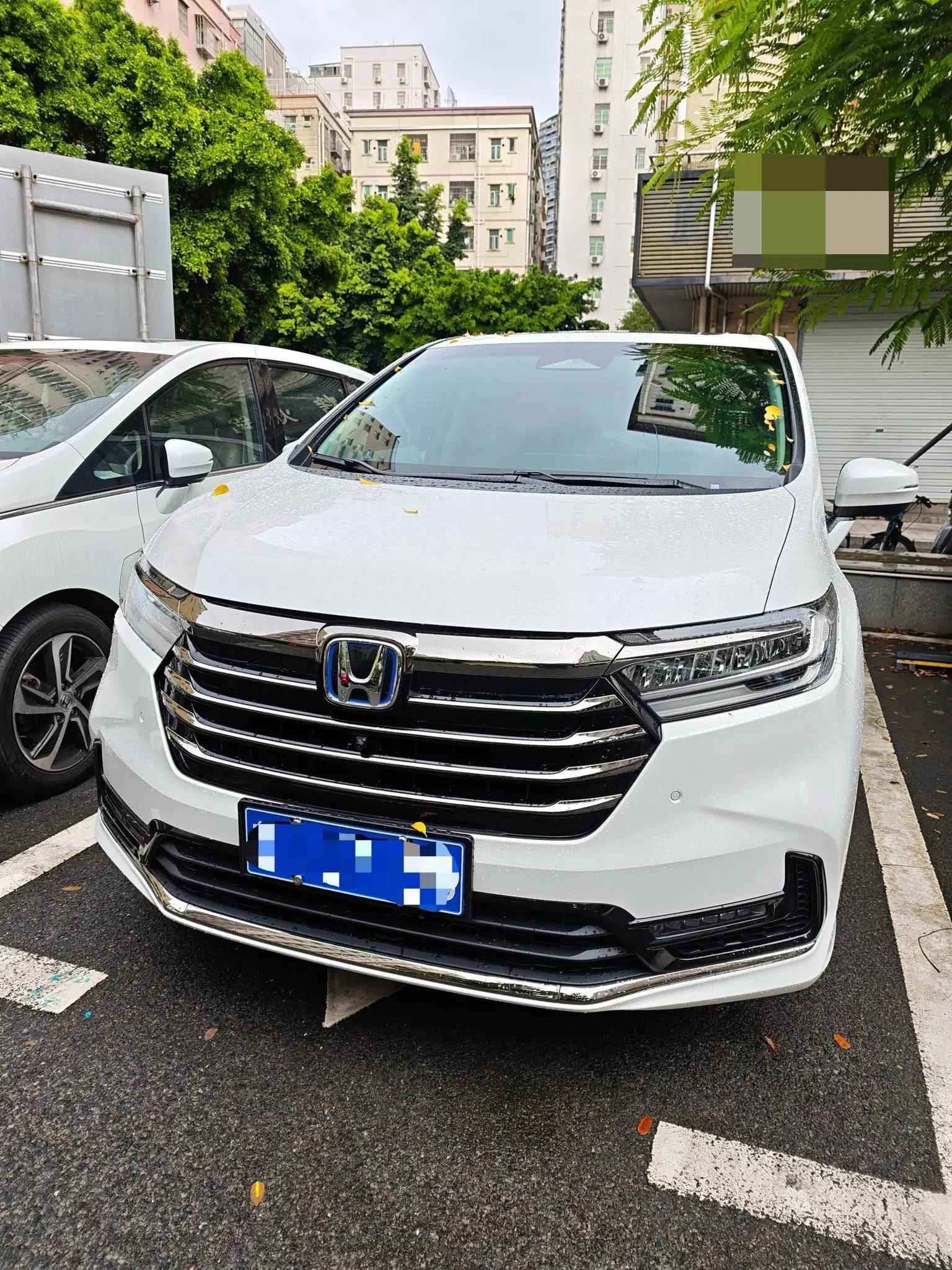 Honda 2026 Odyssey Hybrid 2.0 Stepless Sharp and Glory Edition Automatic Gear 2