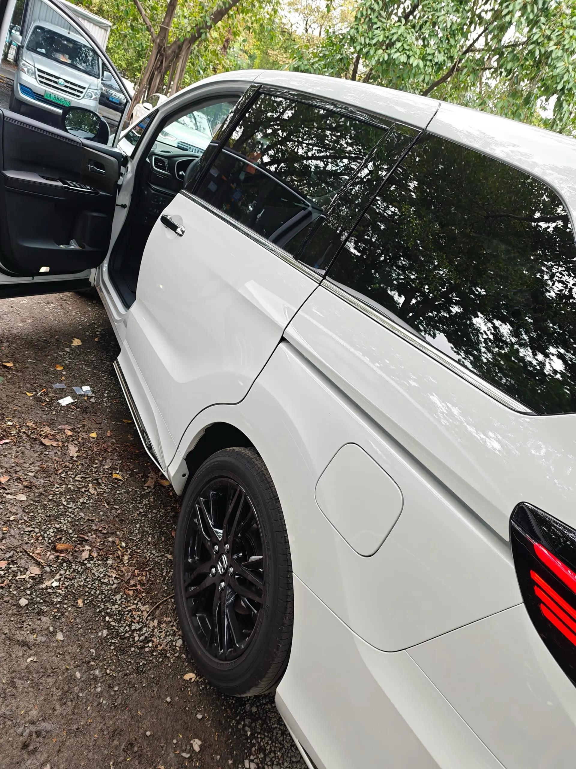 Honda 2026 Odyssey Hybrid 2.0 Stepless Sharp and Glory Edition Automatic Gear 4