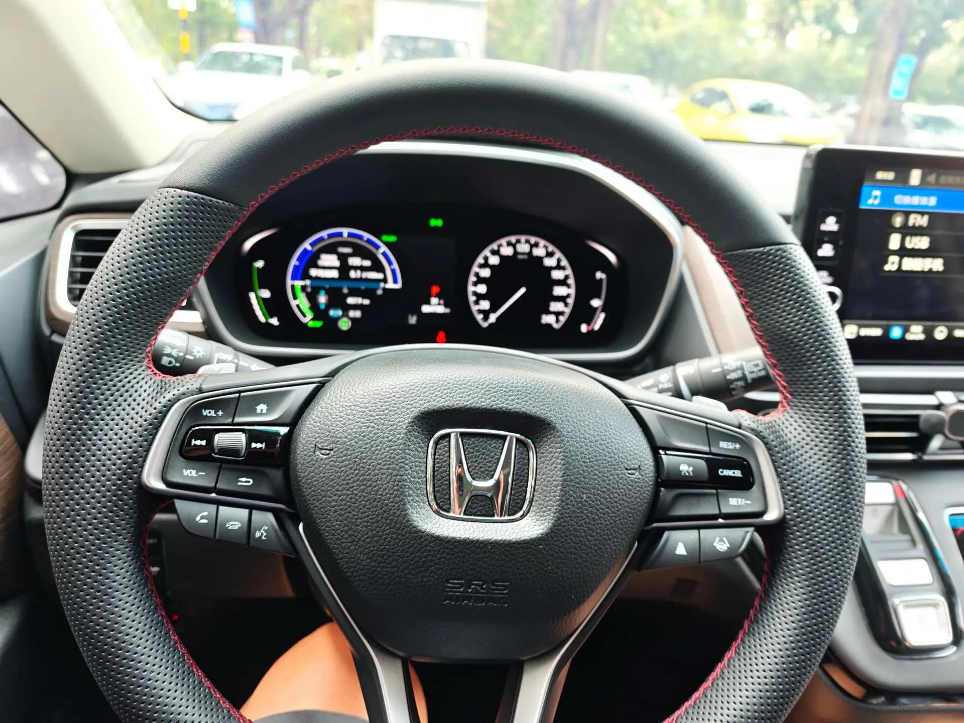 Honda 2026 Odyssey Hybrid 2.0 Stepless Sharp and Glory Edition Automatic Gear 6