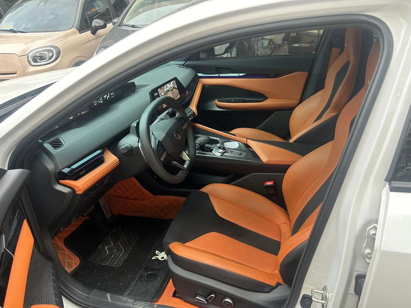 ChangAn 2024 UNI-V 2.0T High Energy Edition Automatic Gear 3