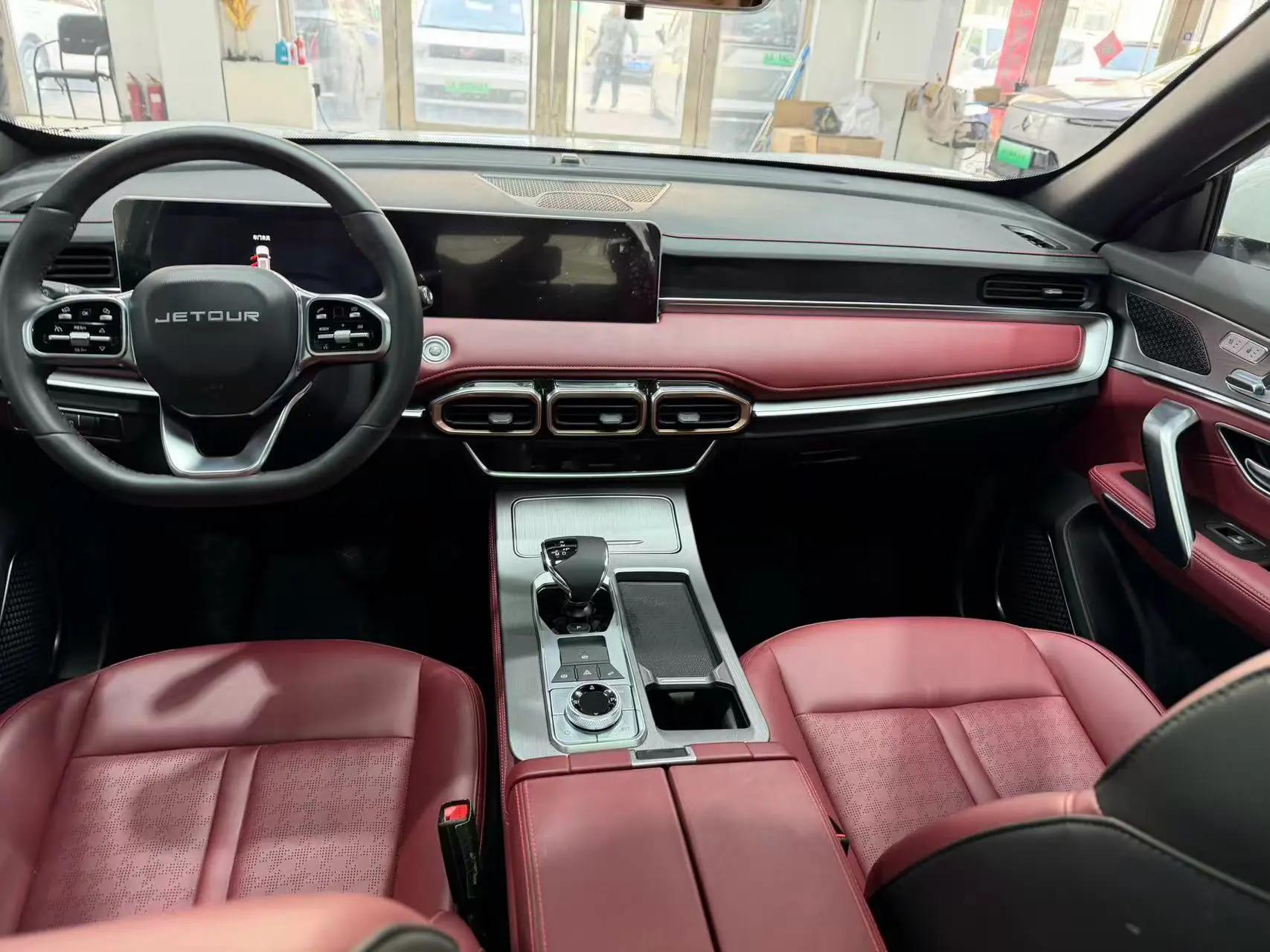 Jetour 2025 X70 PLUS 1.5T Champion Edition MAX 5-seater Automatic 10