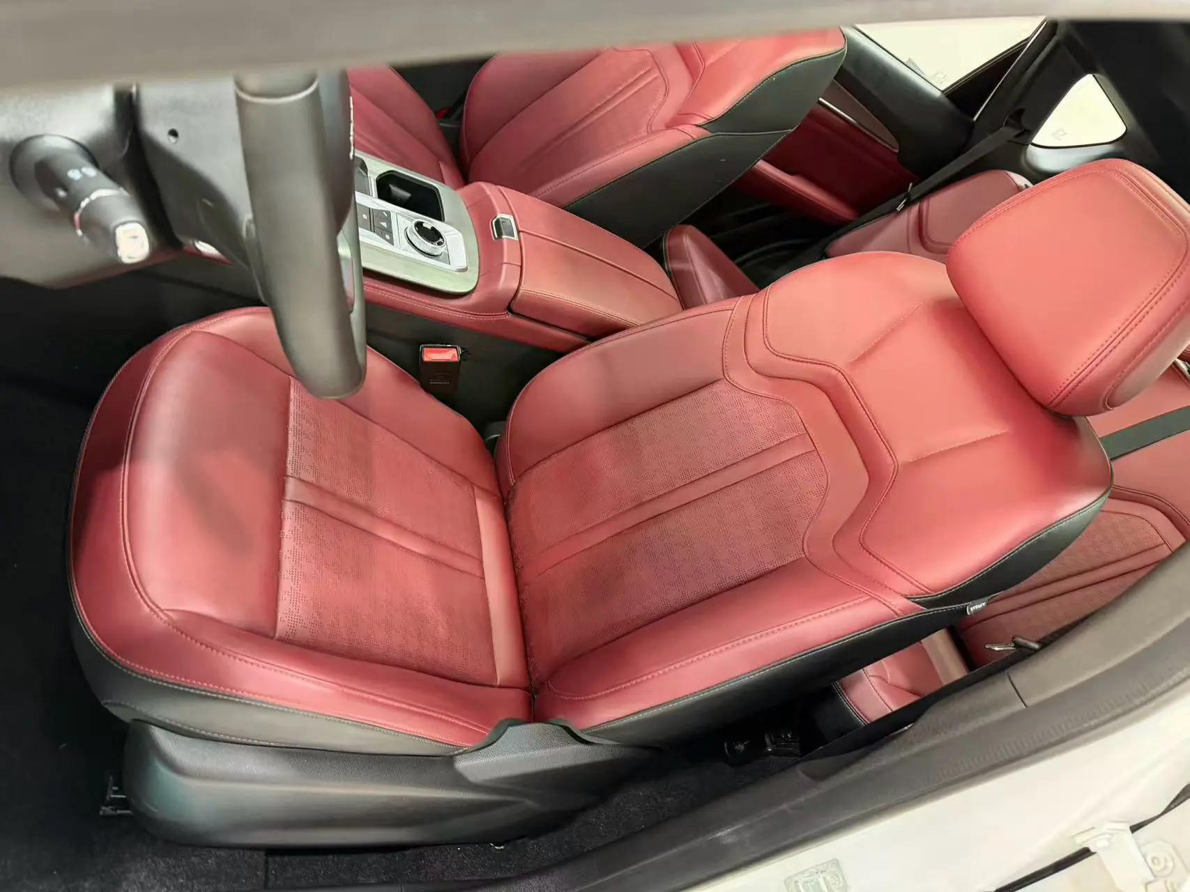 Jetour 2025 X70 PLUS 1.5T Champion Edition MAX 5-seater Automatic 12