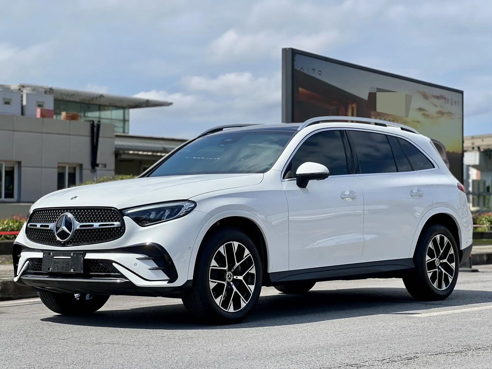 Mercedes Benz 2023 GLC 260 L 4MATIC 48V 2.0T Luxury 5-Seater Automatic