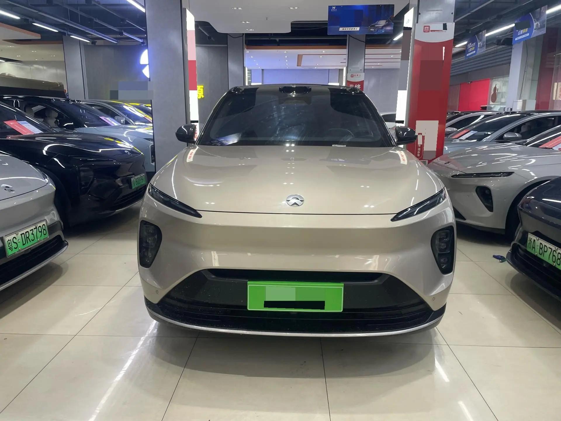 NIO ES8 2023 75kWh Executive Edition 2