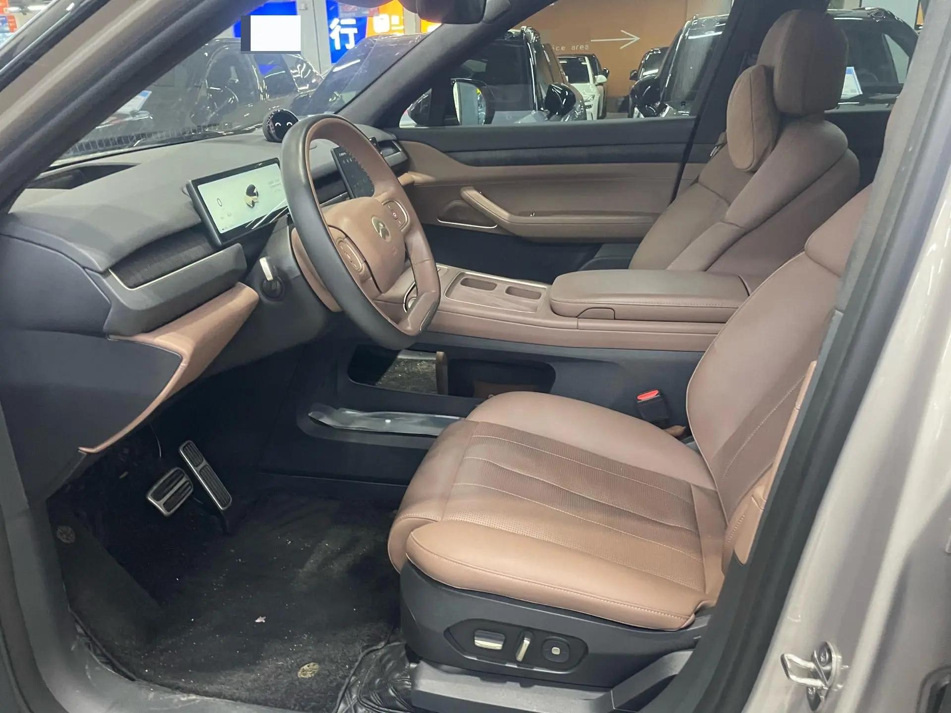 NIO ES8 2023 75kWh Executive Edition 3