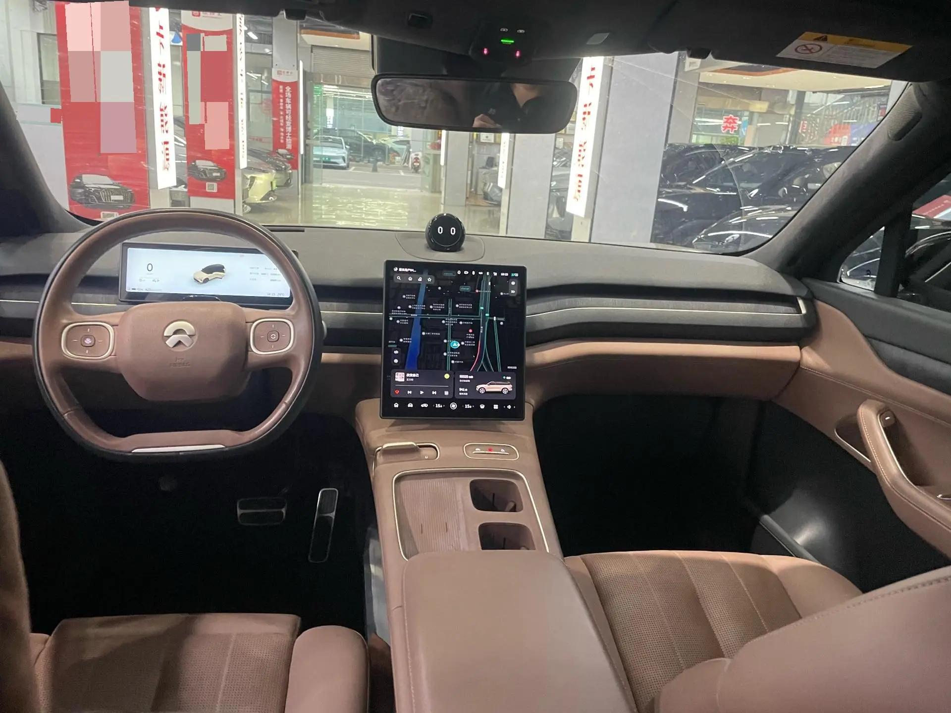 NIO ES8 2023 75kWh Executive Edition 5