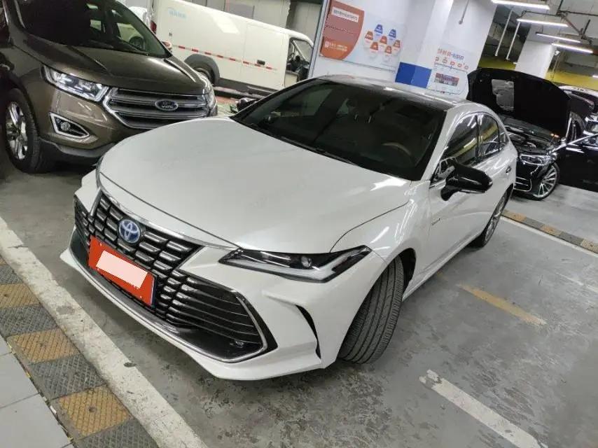 Toyota 2023 Asian Dragon Double Engine 2.5 Stepless XLE Premium Automatic Gear
