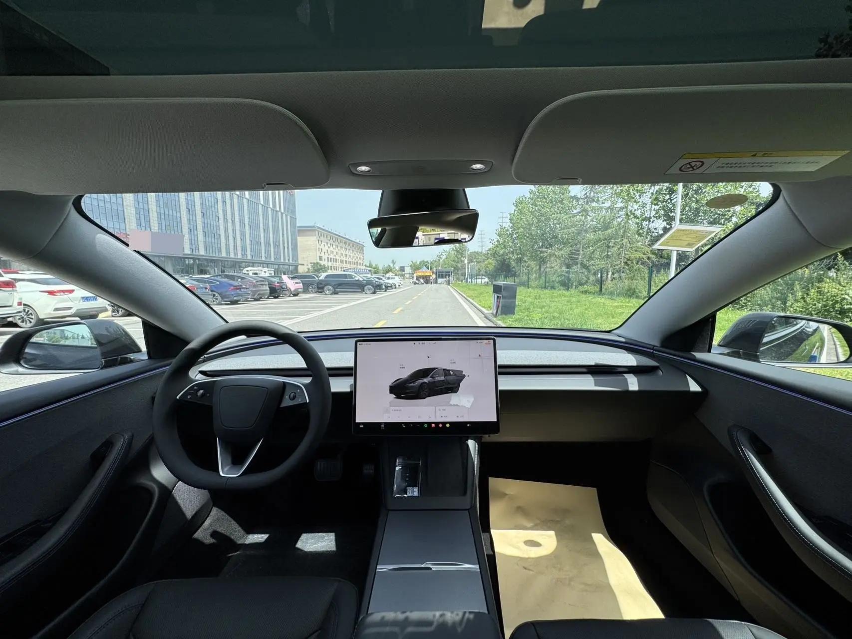 Tesla 2025 Model 3 Rear-Wheel Drive (Refreshed) Automatic 7