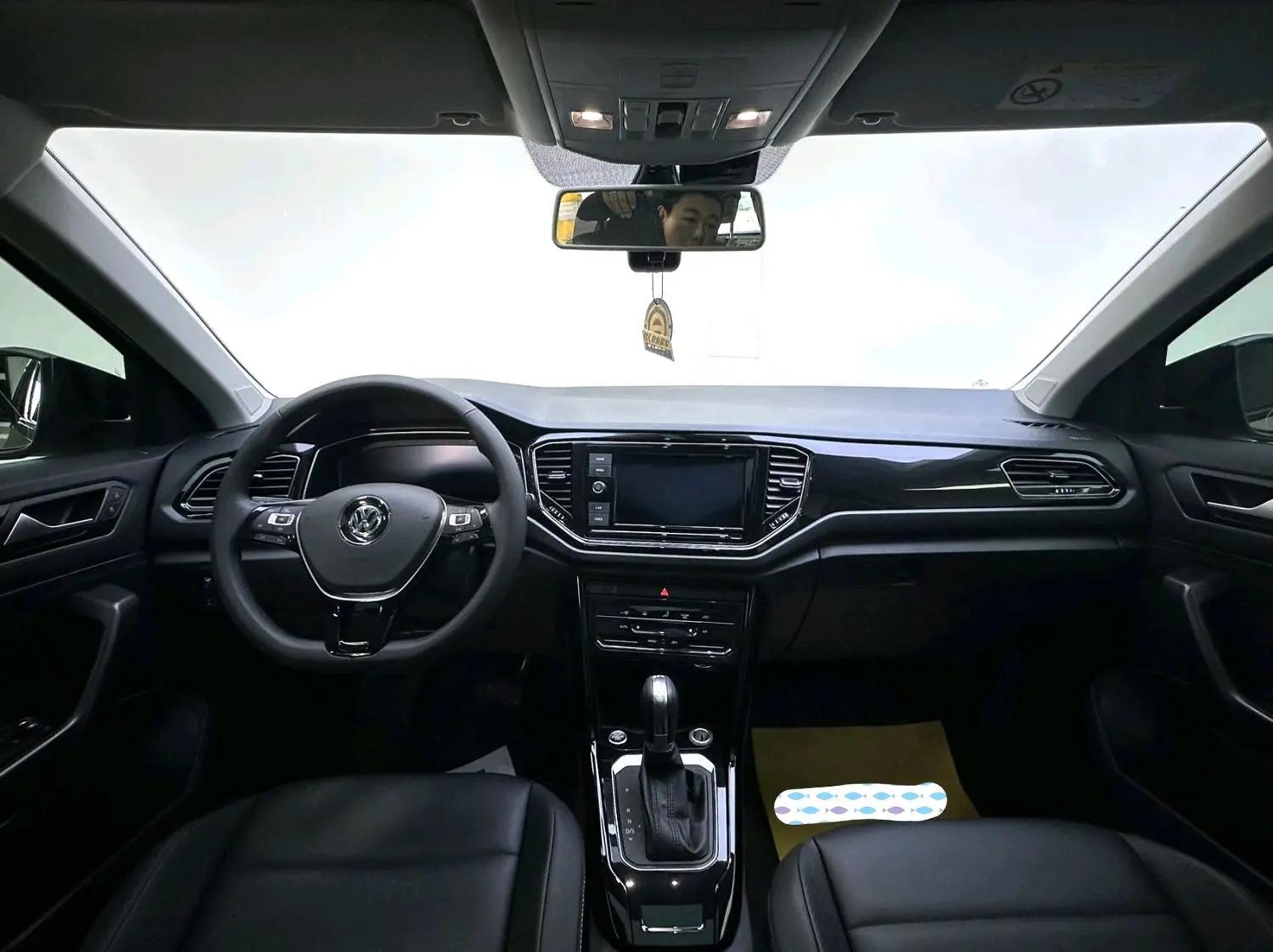 T-ROC Tange 2019 280TSI DSG Two-Drive Comfort National V 5