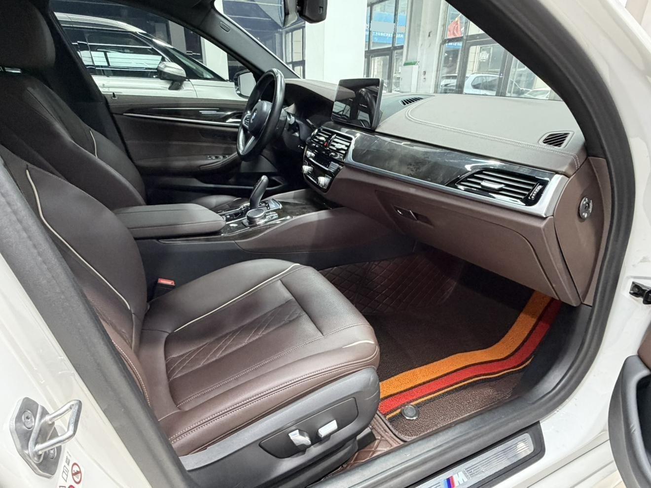 BMW 5 Series 2022 Change 2 525Li M Sports Suit 15