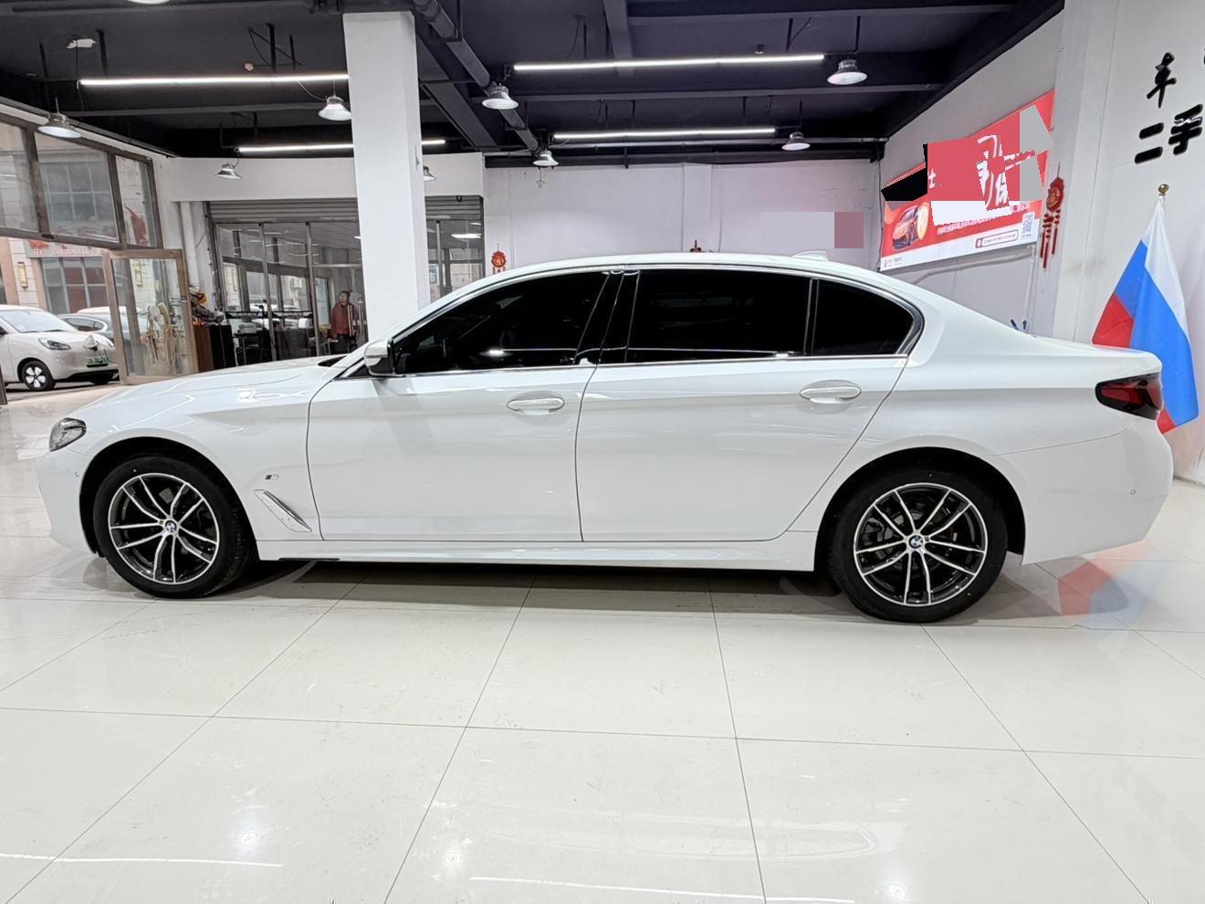 BMW 5 Series 2022 Change 2 525Li M Sports Suit 4