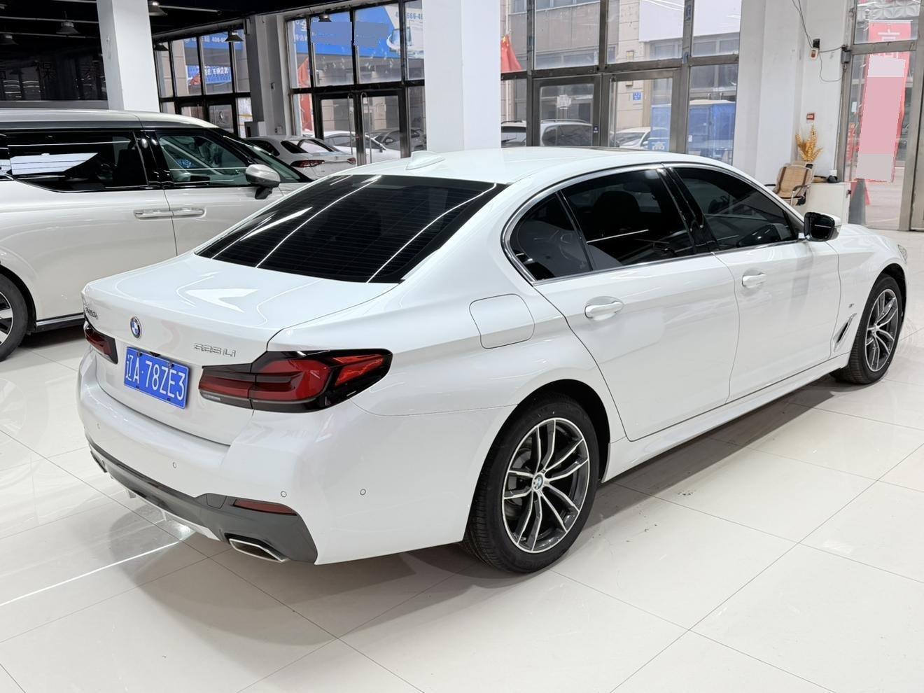 BMW 5 Series 2022 Change 2 525Li M Sports Suit 7