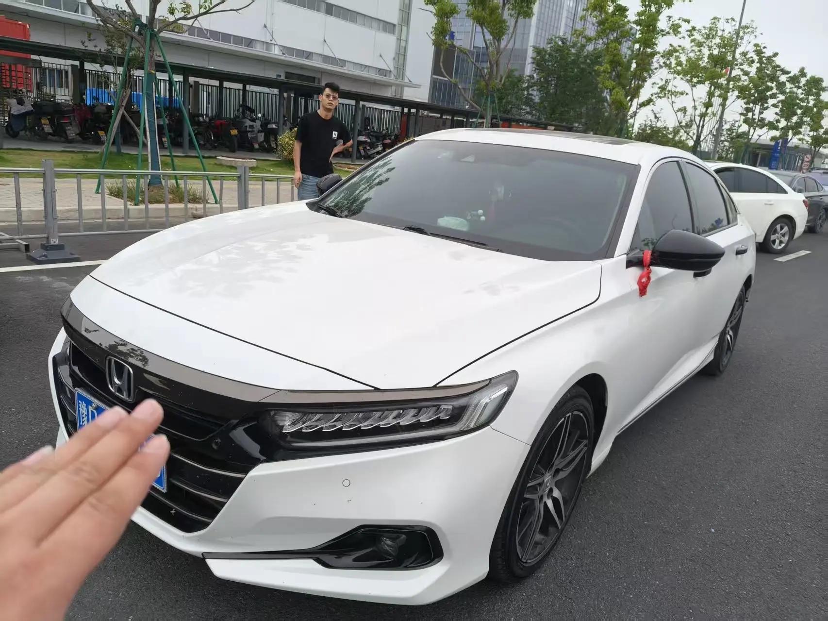 Accord 2022 260TURBO Magic Night Premium Edition
