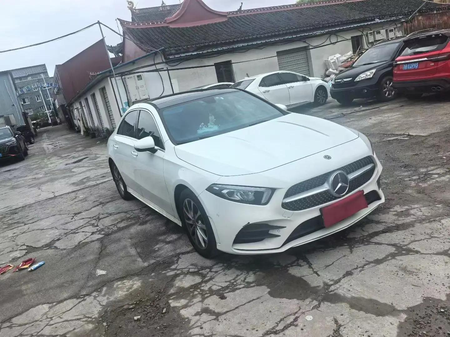 Mercedes Benz Class A 2022 Model Changed to Class A 200 L Sports Sedan Fashion Model 3
