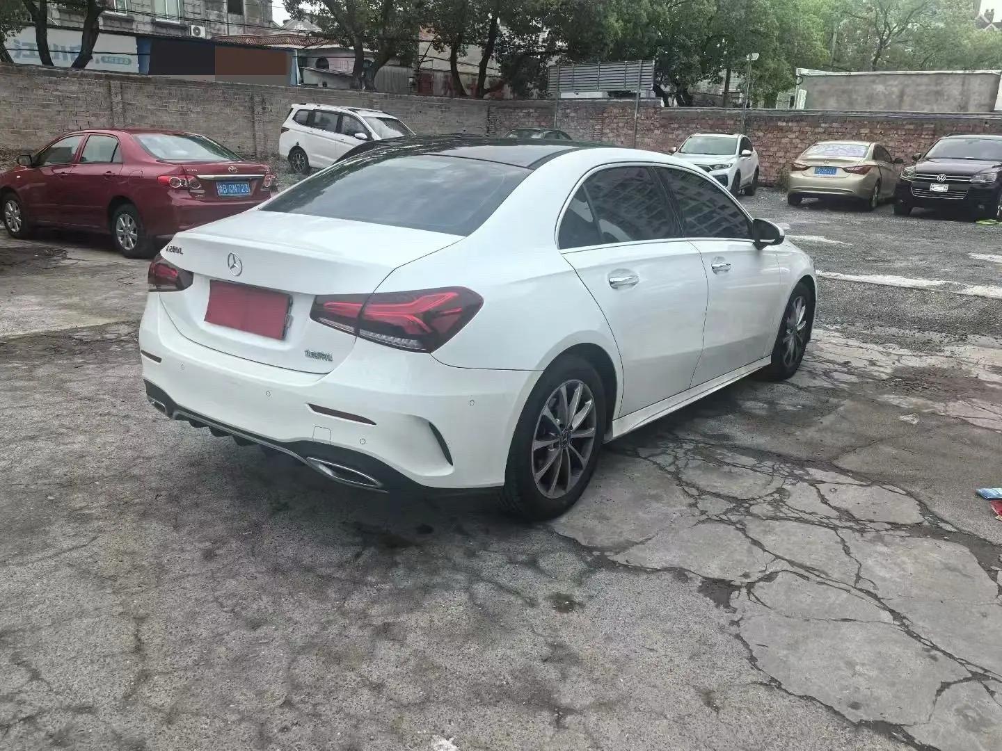 Mercedes Benz Class A 2022 Model Changed to Class A 200 L Sports Sedan Fashion Model 7
