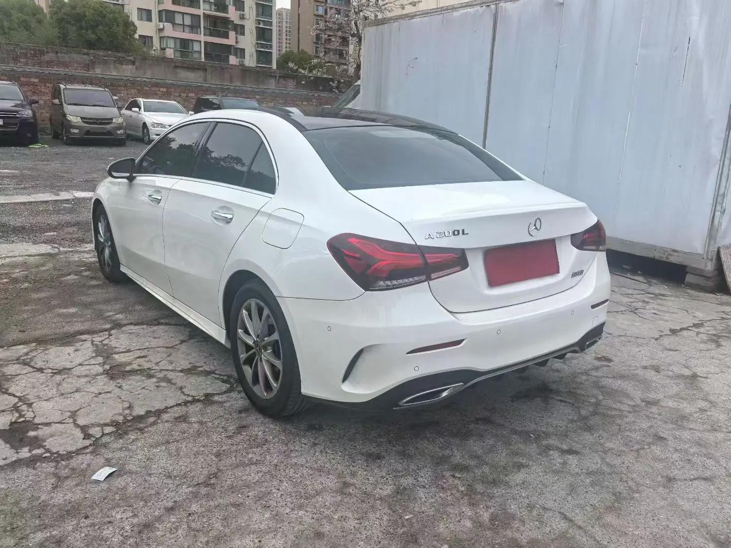 Mercedes Benz Class A 2022 Model Changed to Class A 200 L Sports Sedan Fashion Model 9