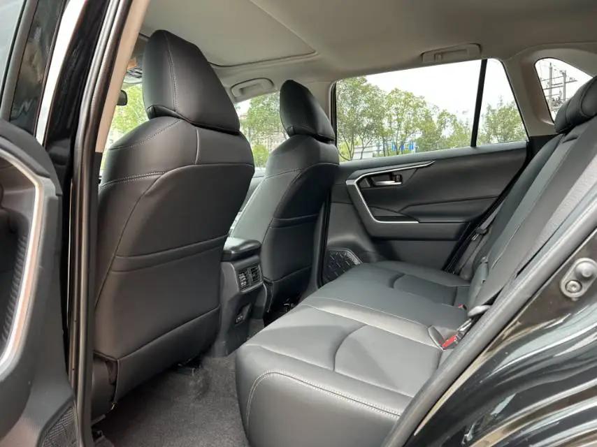 RAV4 Rongfang 2022 2.0L CVT Front-Wheel-Drive Fashion Edition 5