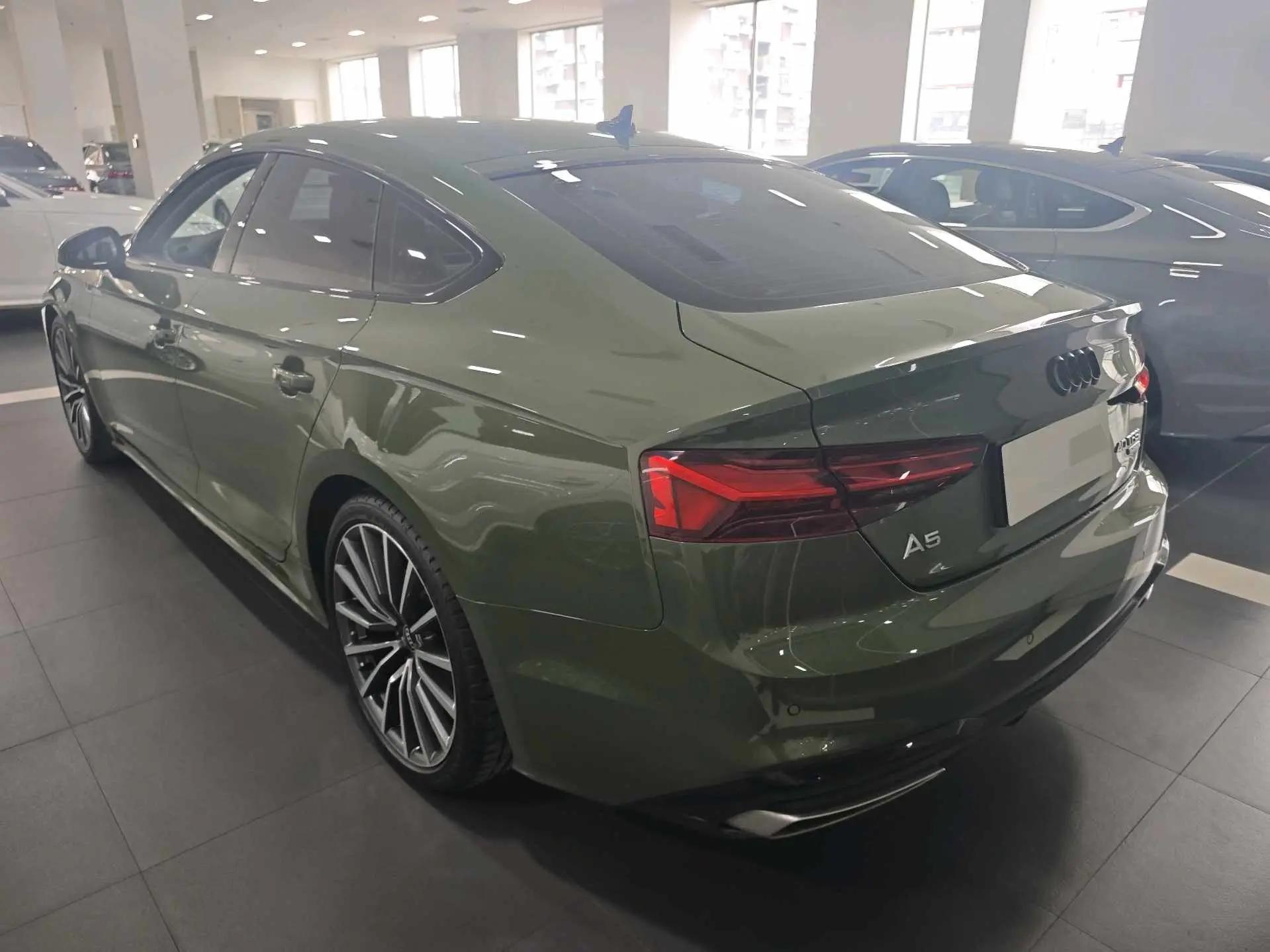 Audi A5 2021 Sportback 40 TFSI quattro Deluxe Dynamic 4