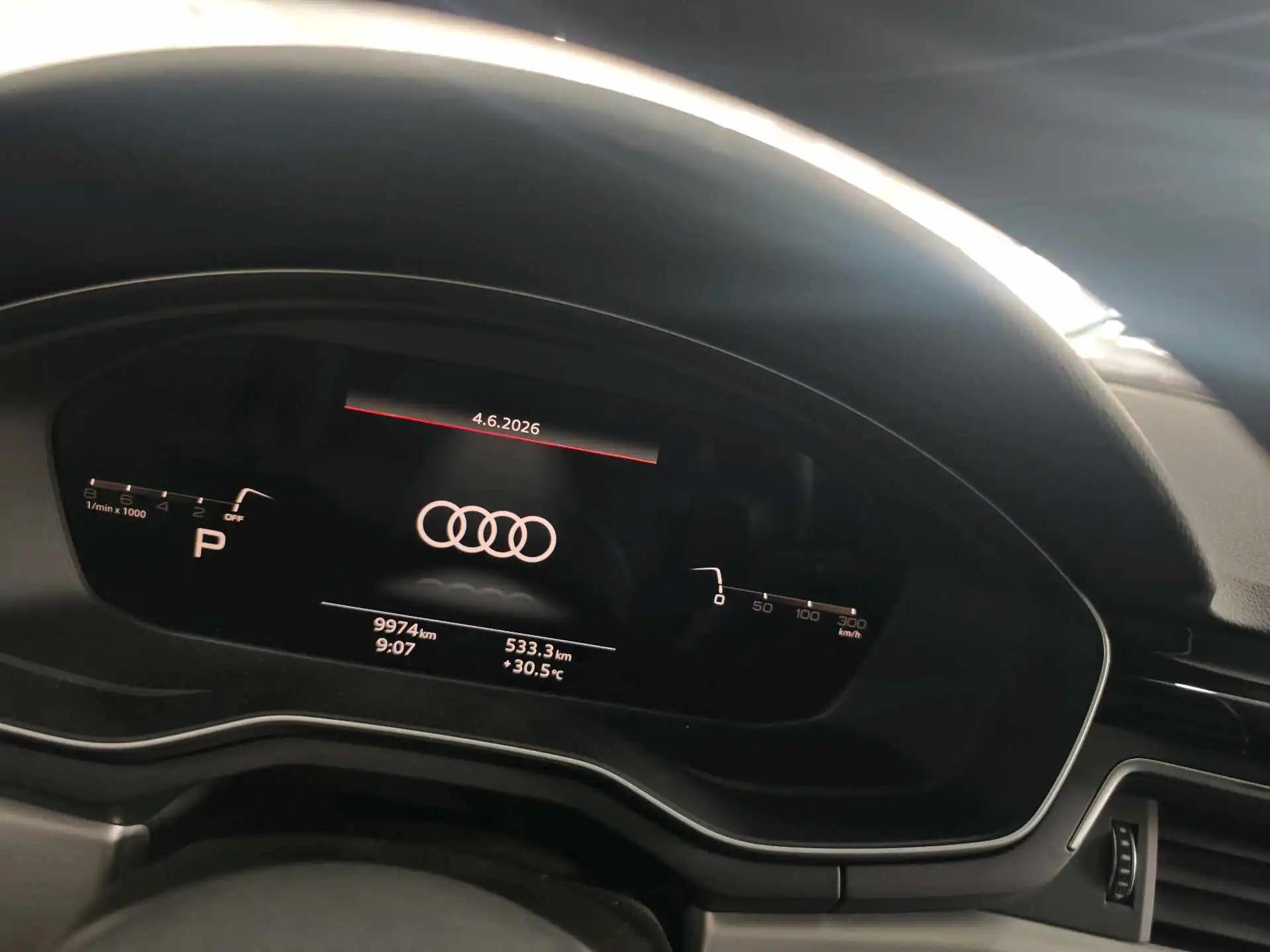 Audi A5 2021 Sportback 40 TFSI quattro Deluxe Dynamic 8