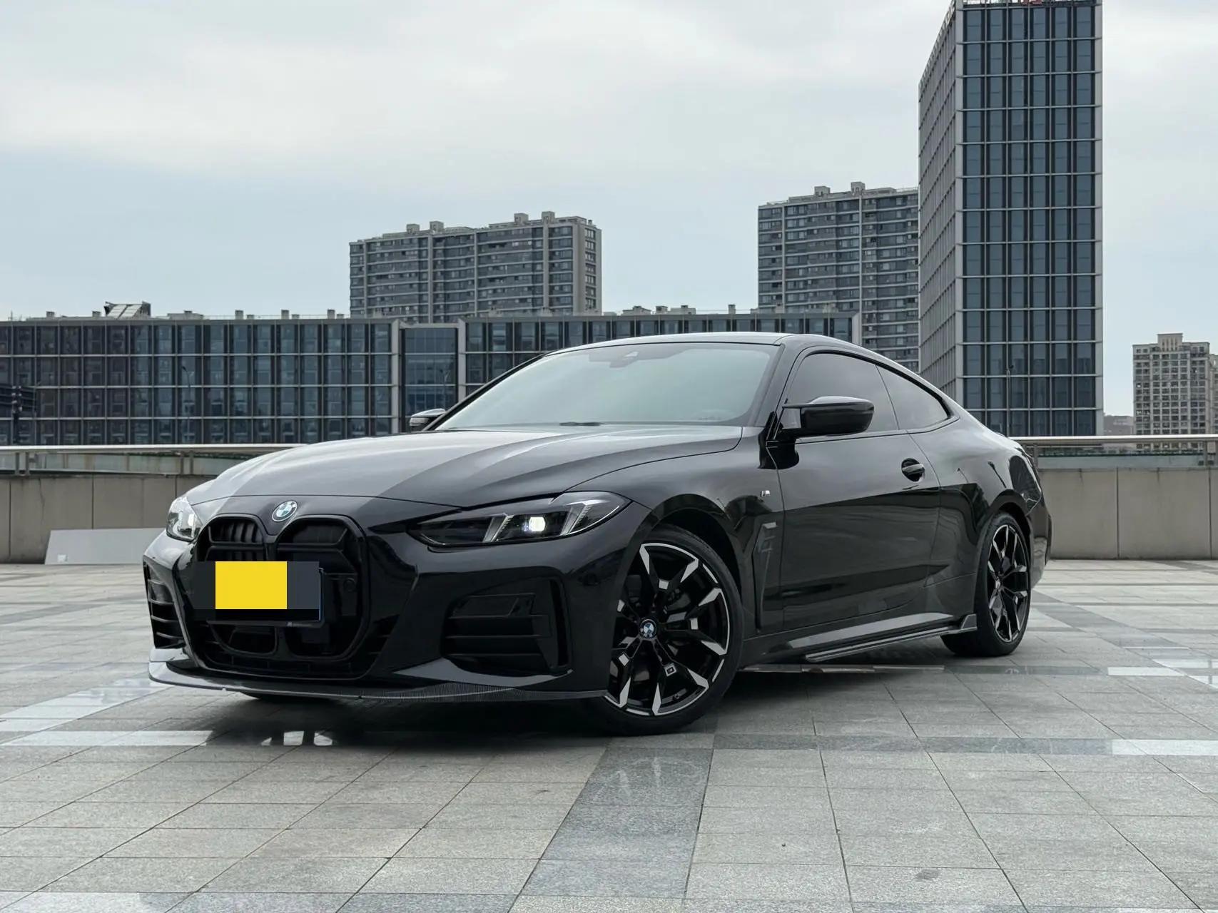 打开图片灯箱:BMW 4 Series (Imported) 2024 430i Coupe 2.0T M Sport Night Edition Automatic