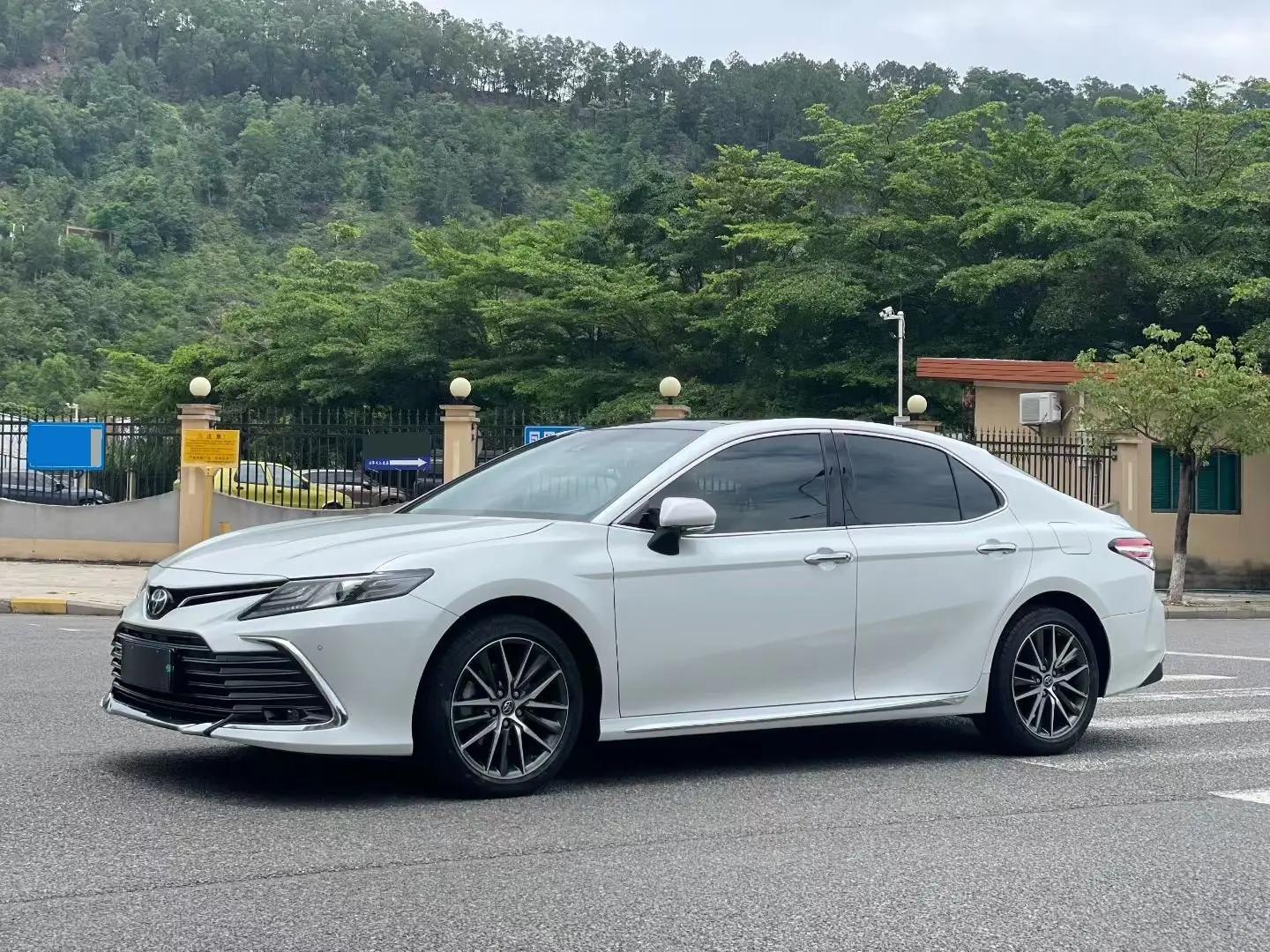 Camry 2021 2.5G Luxury Edition