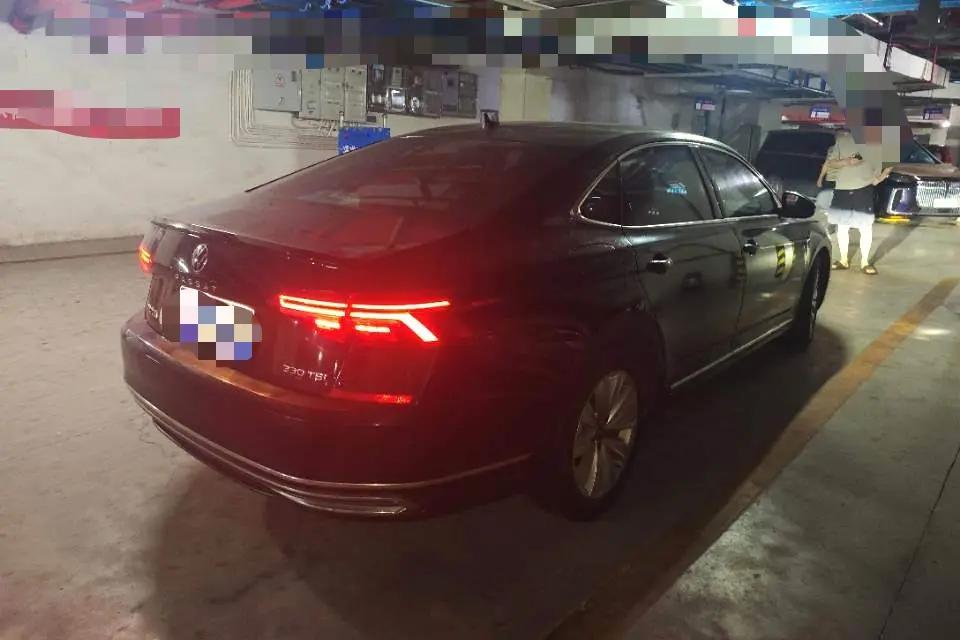Passat 2021 330TSI Elite Edition 3