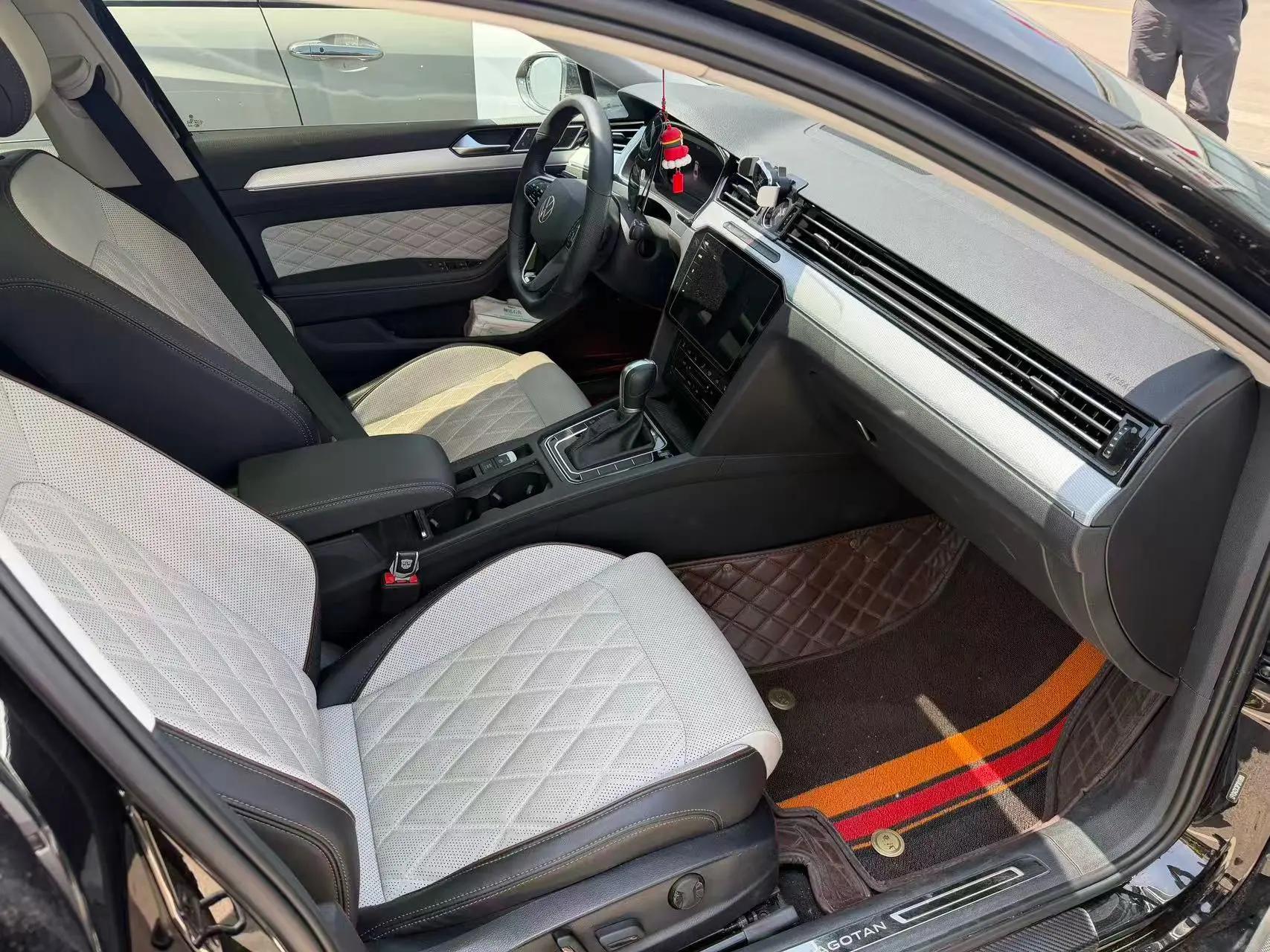 Magotan 2022 330TSI DSG Basic 4