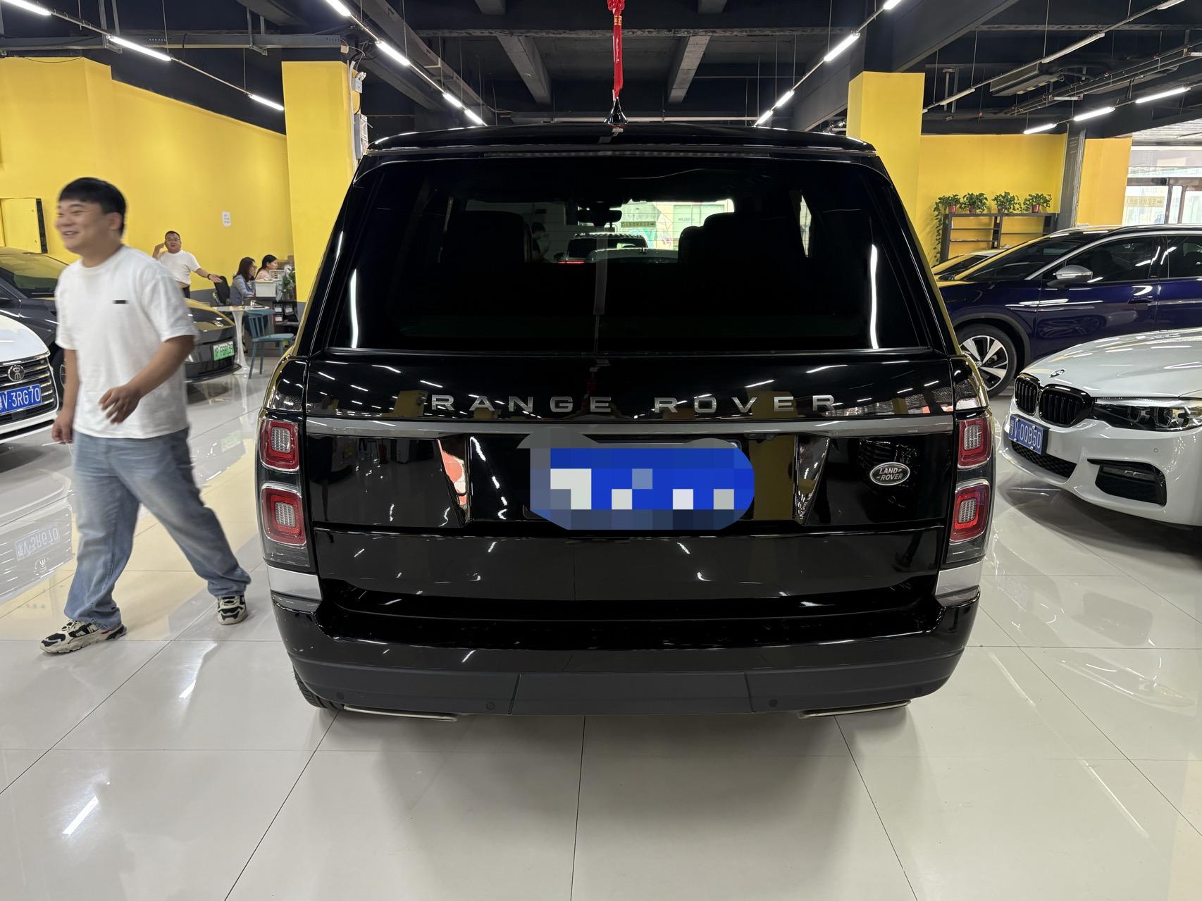 Range Rover 2022 3.0 L 6 360PS Shengshi Edition 3