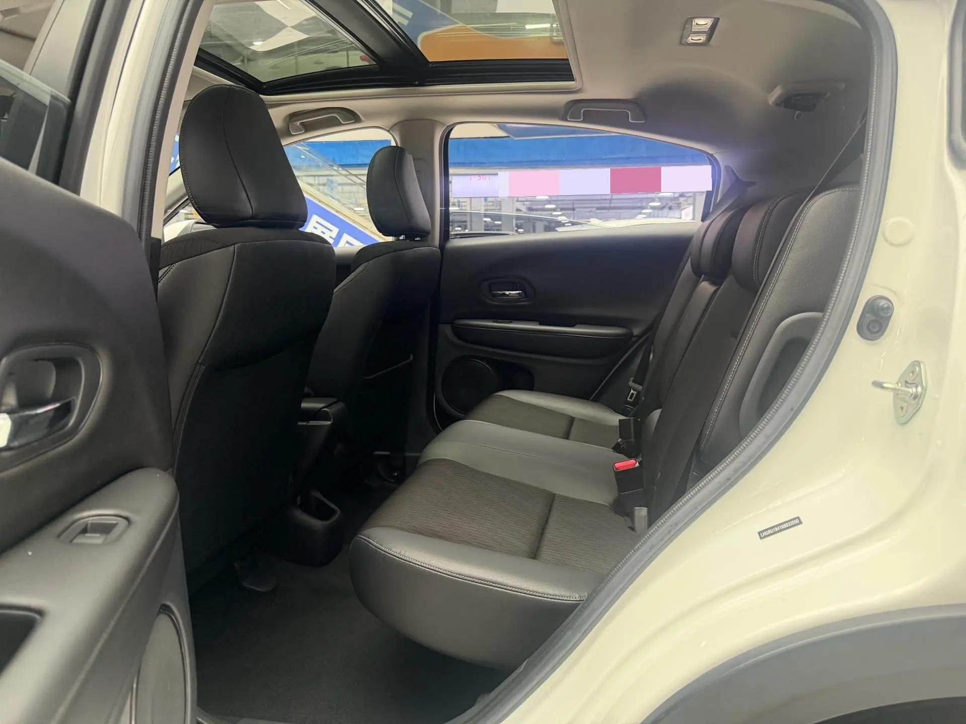 Vezel 2020 1.5L CVT Pioneer Edition 11