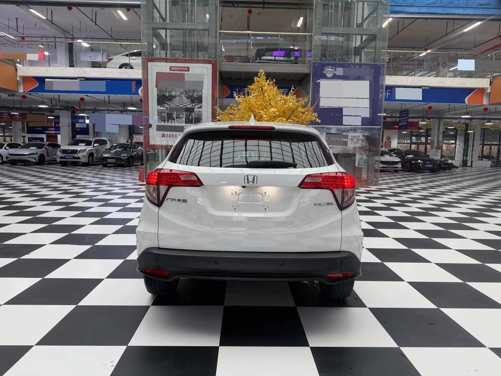 Vezel 2020 1.5L CVT Pioneer Edition 5