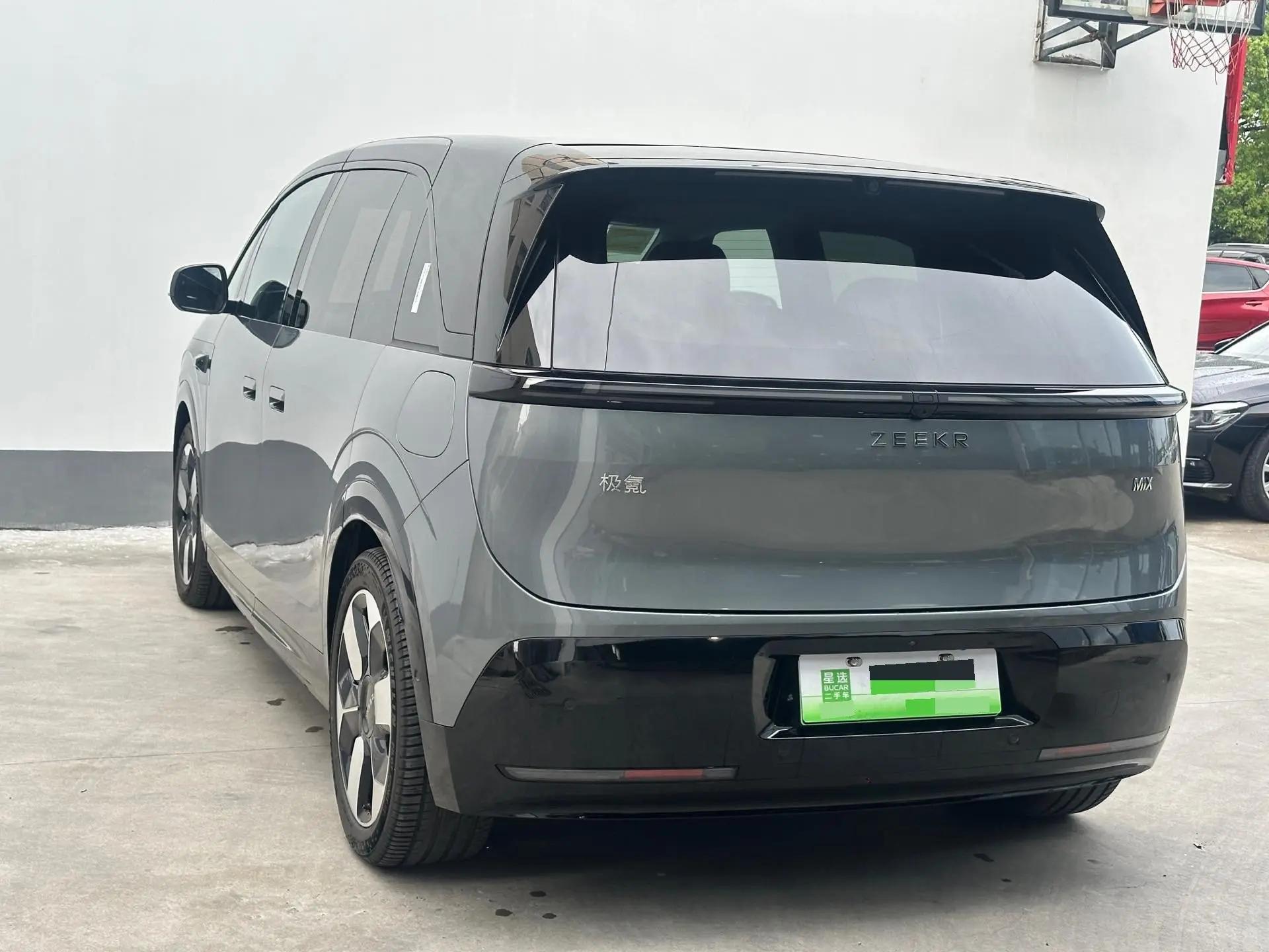 Zeekr MIX 2024 Lithium Iron Phosphate Low Edition 14