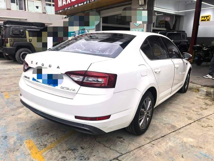 Ming Rui 2019 1.5L Auto Smart Travel Comfort Edition National V 4