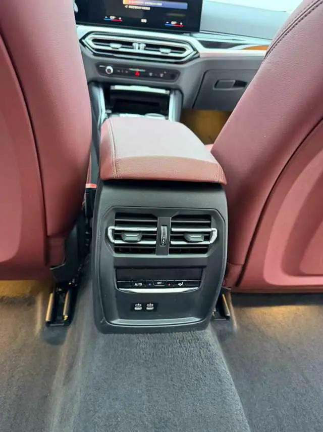 BMW 3 Series 2023 model 320Li M Sport Package 11