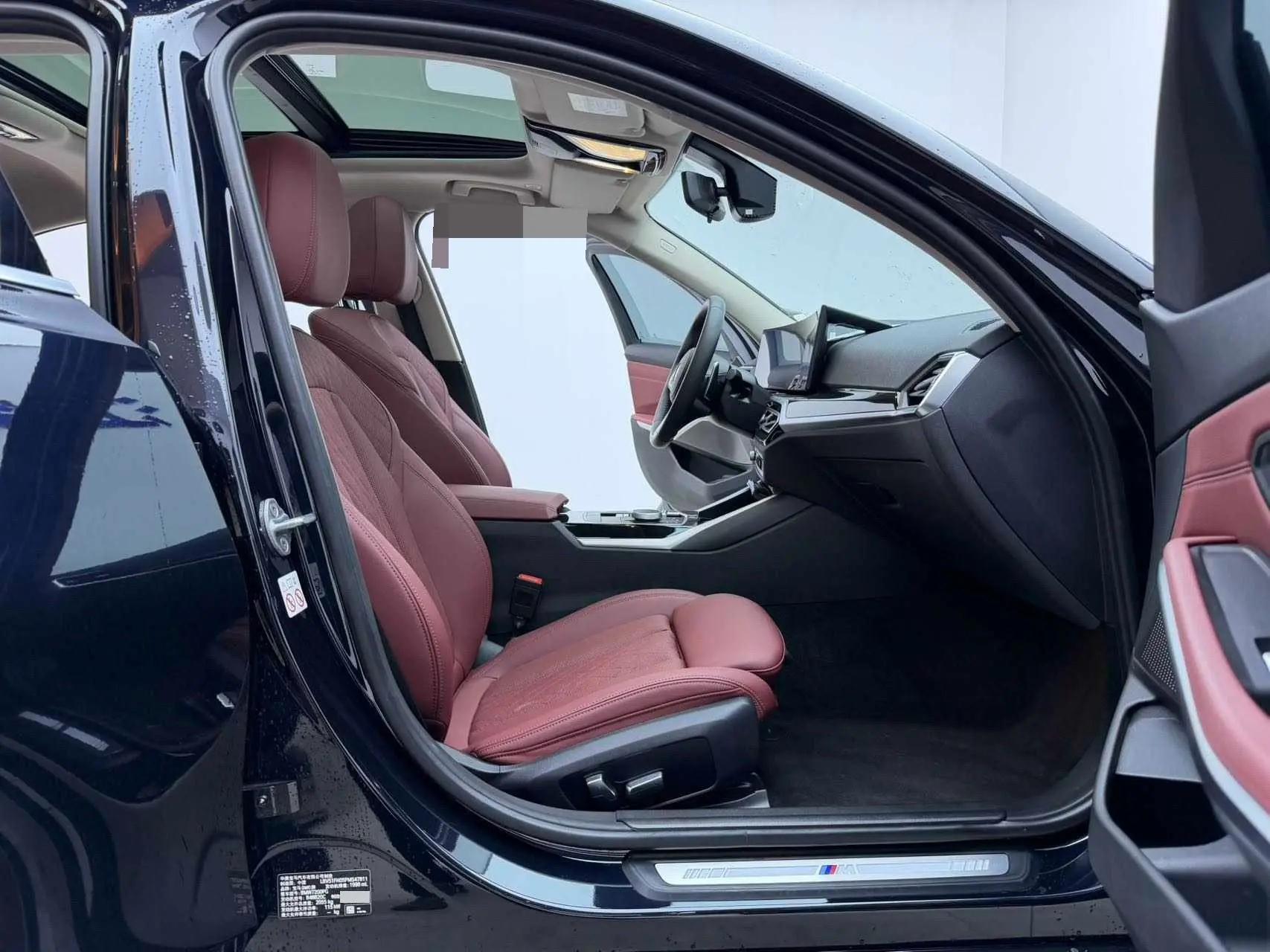 BMW 3 Series 2023 model 320Li M Sport Package 12
