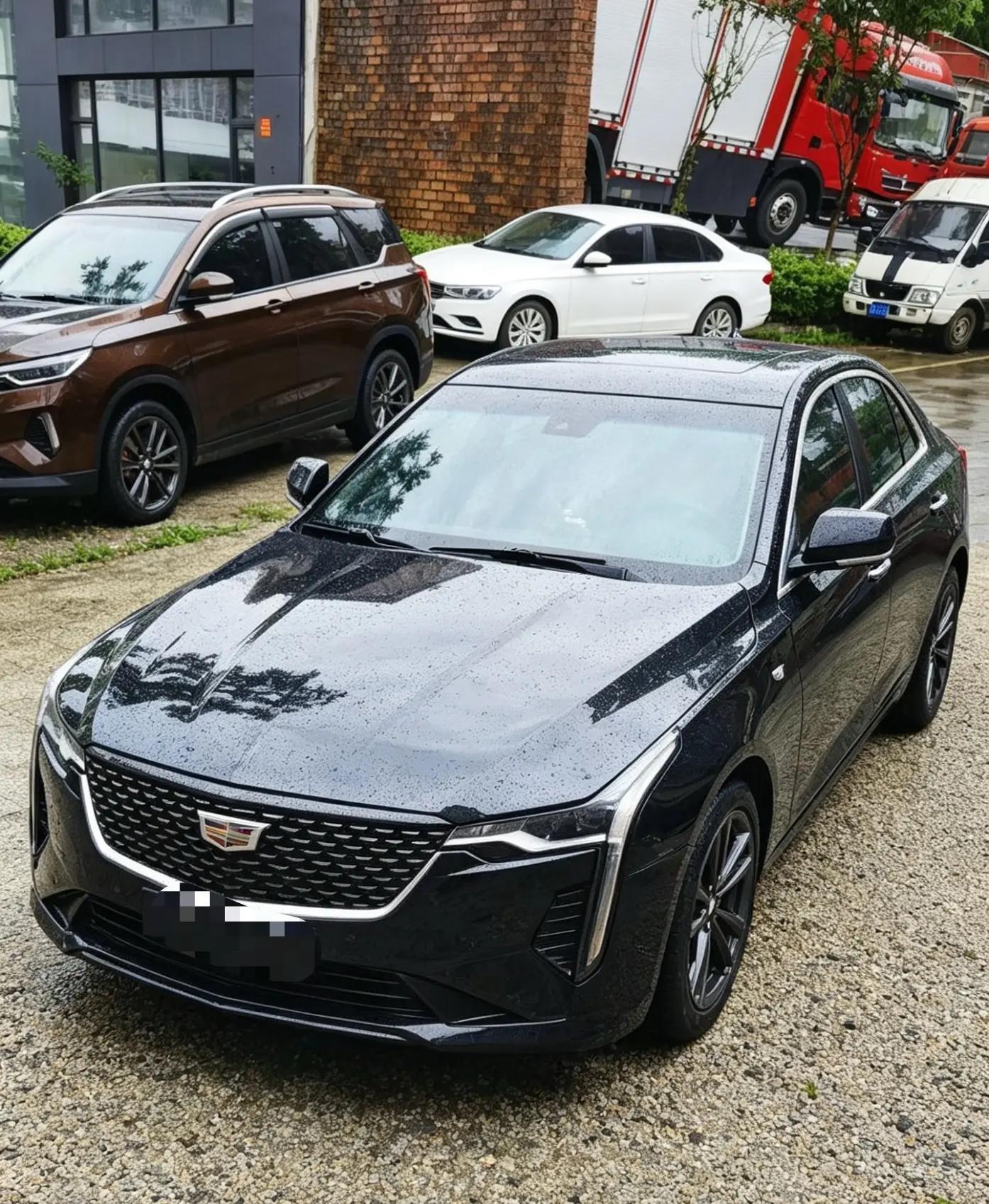 Cadillac CT4 2022 28T Luxury Model