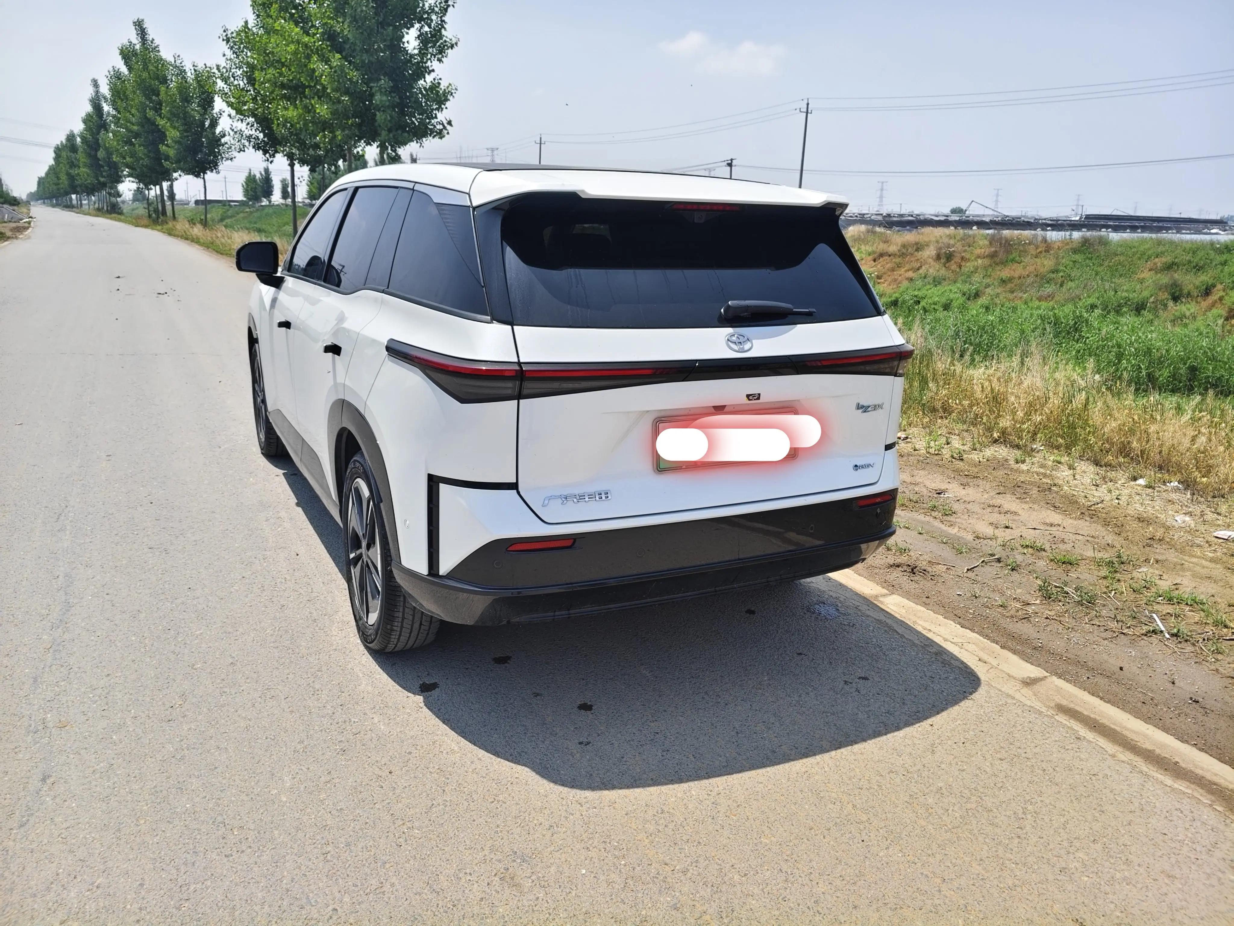 Toyota 2025 Platinum Intelligence 3X 520 Pro Advanced Intelligence Driving Edition Automatic Gear 4