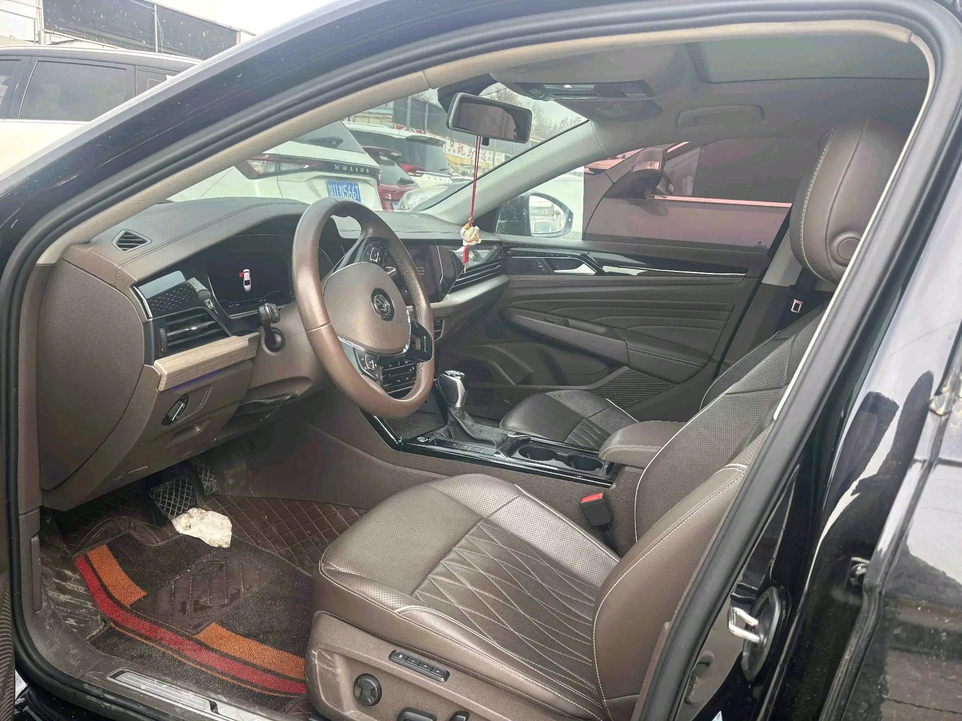 Passat 2020 330TSI Deluxe Edition Country VI 3