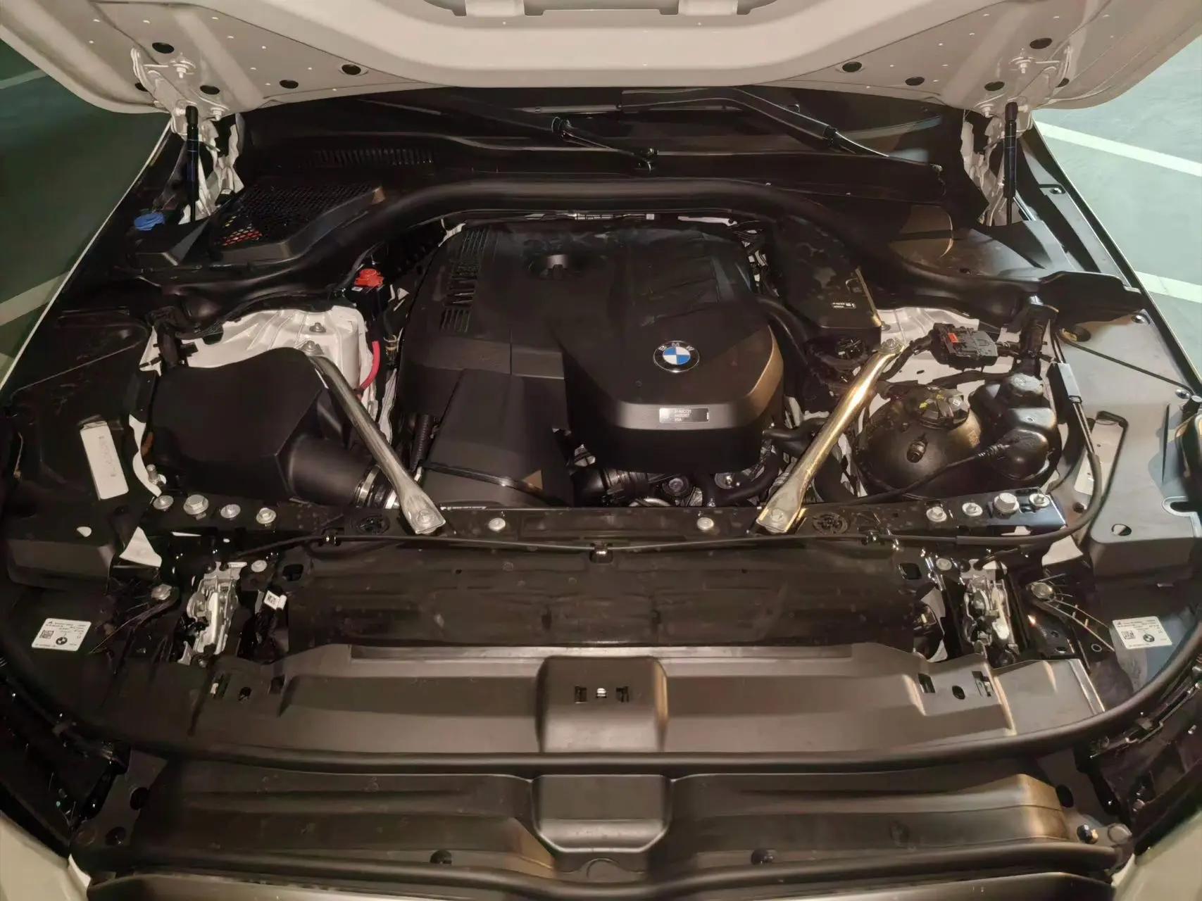 BMW 5 Series 2025 Model 530Li 48V 2.0T Luxury Line M Sport Package Automatic 4