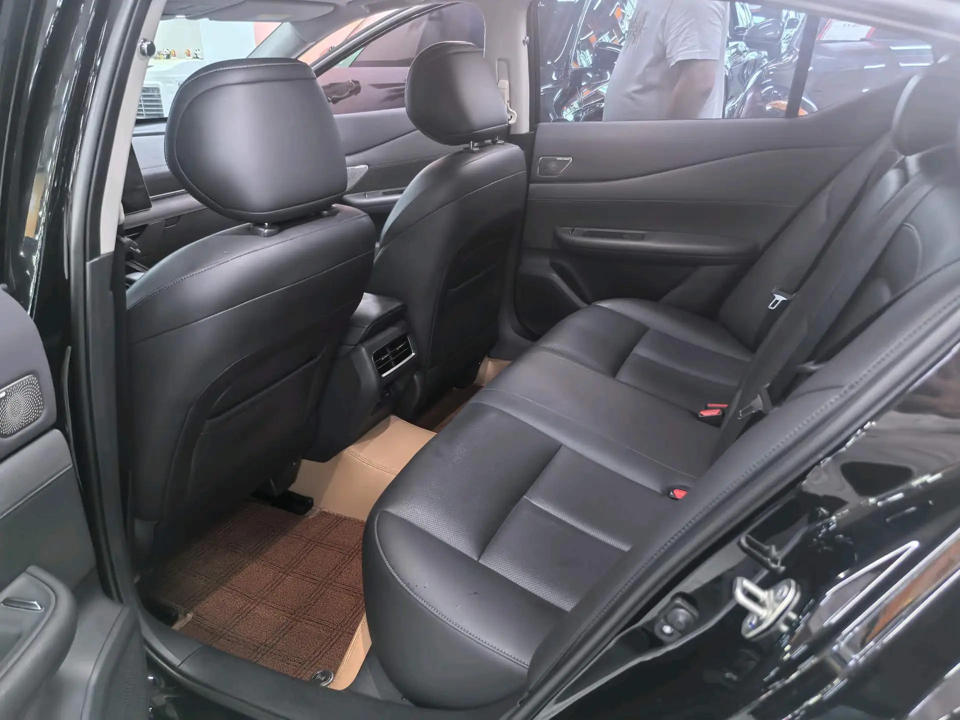 Nissan 2025 Teana 2.0 Stepless XL-TLS Pleasant Edition Automatic Gear 5