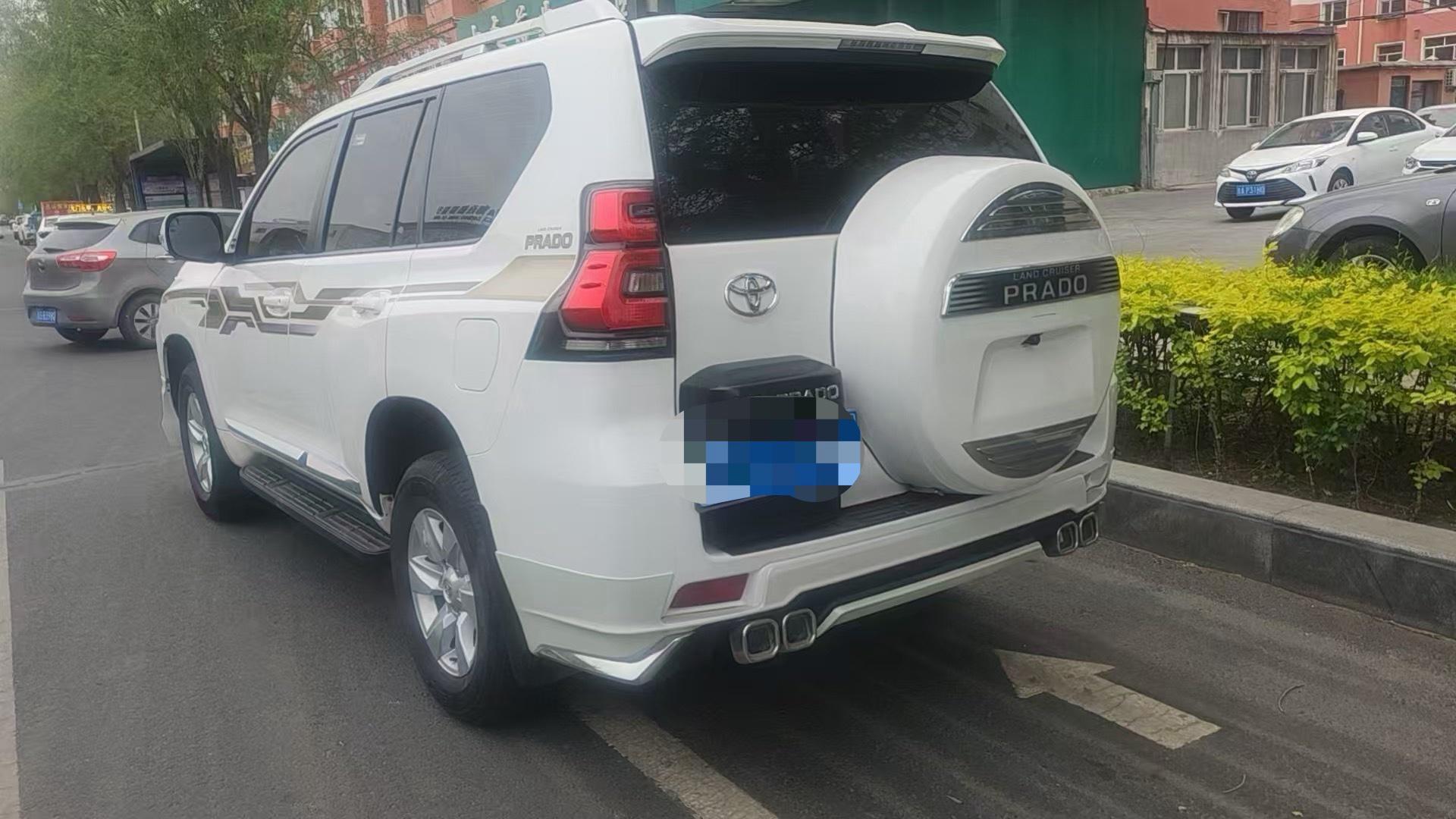 Prado (Imported) 2014 2.7L Automatic Standard Edition 3