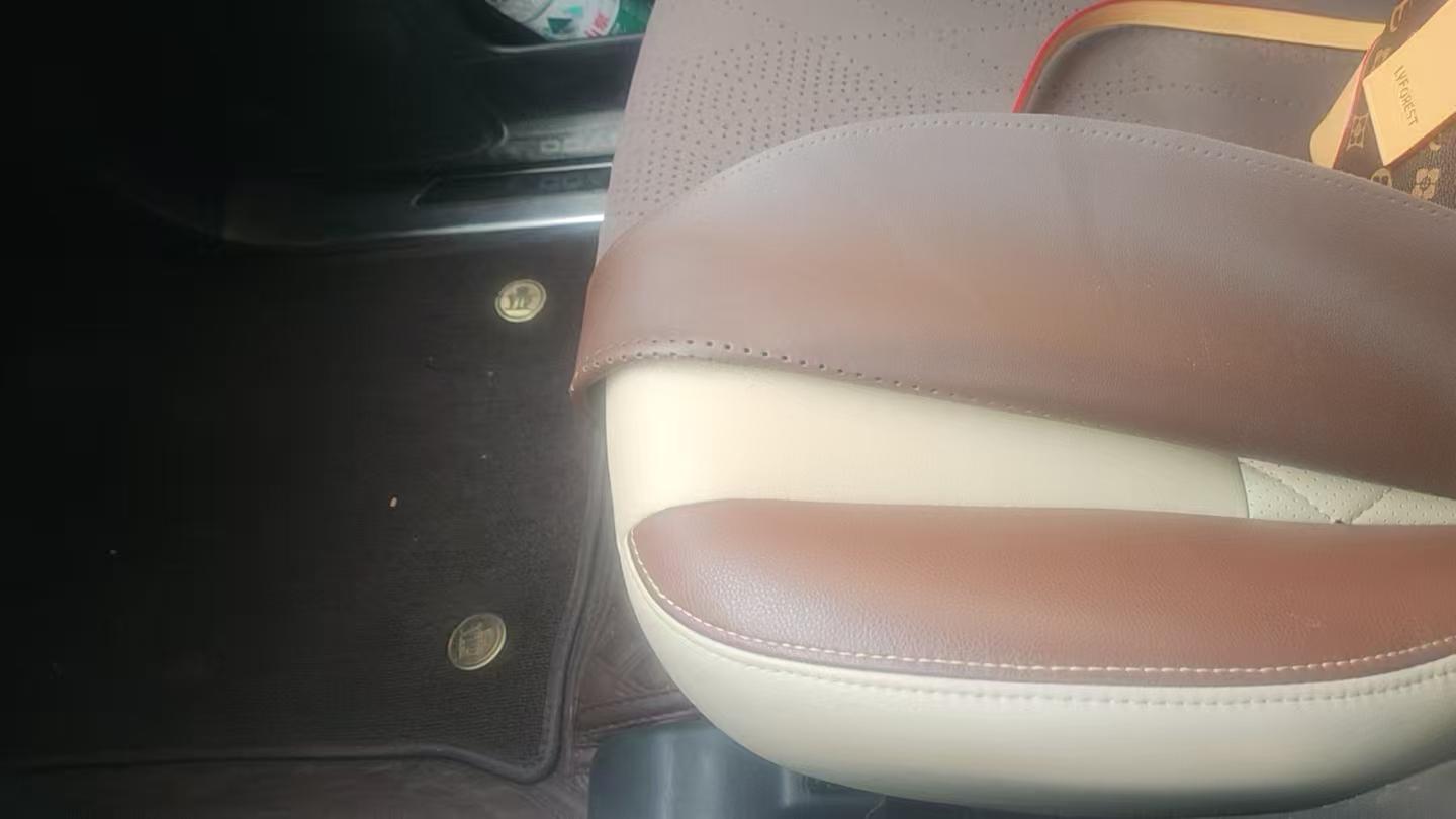 Prado (Imported) 2014 2.7L Automatic Standard Edition 7