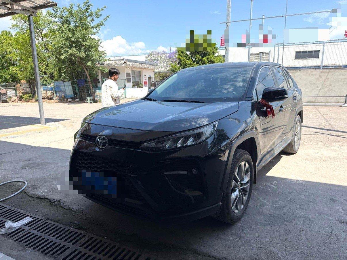 Toyota 2023 Wilanda 2.0 Stepless Two-Drive Leading Edition Automatic Gear