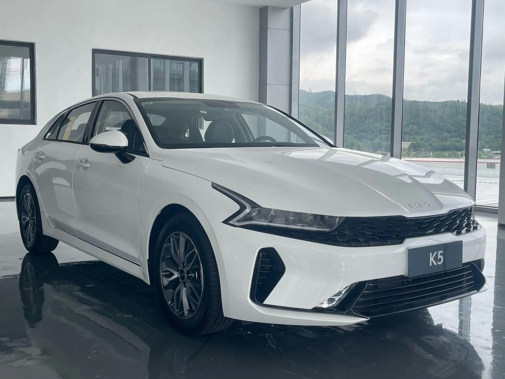Kia 2025 K5 1.5T Deluxe Edition Automatic Gear 3