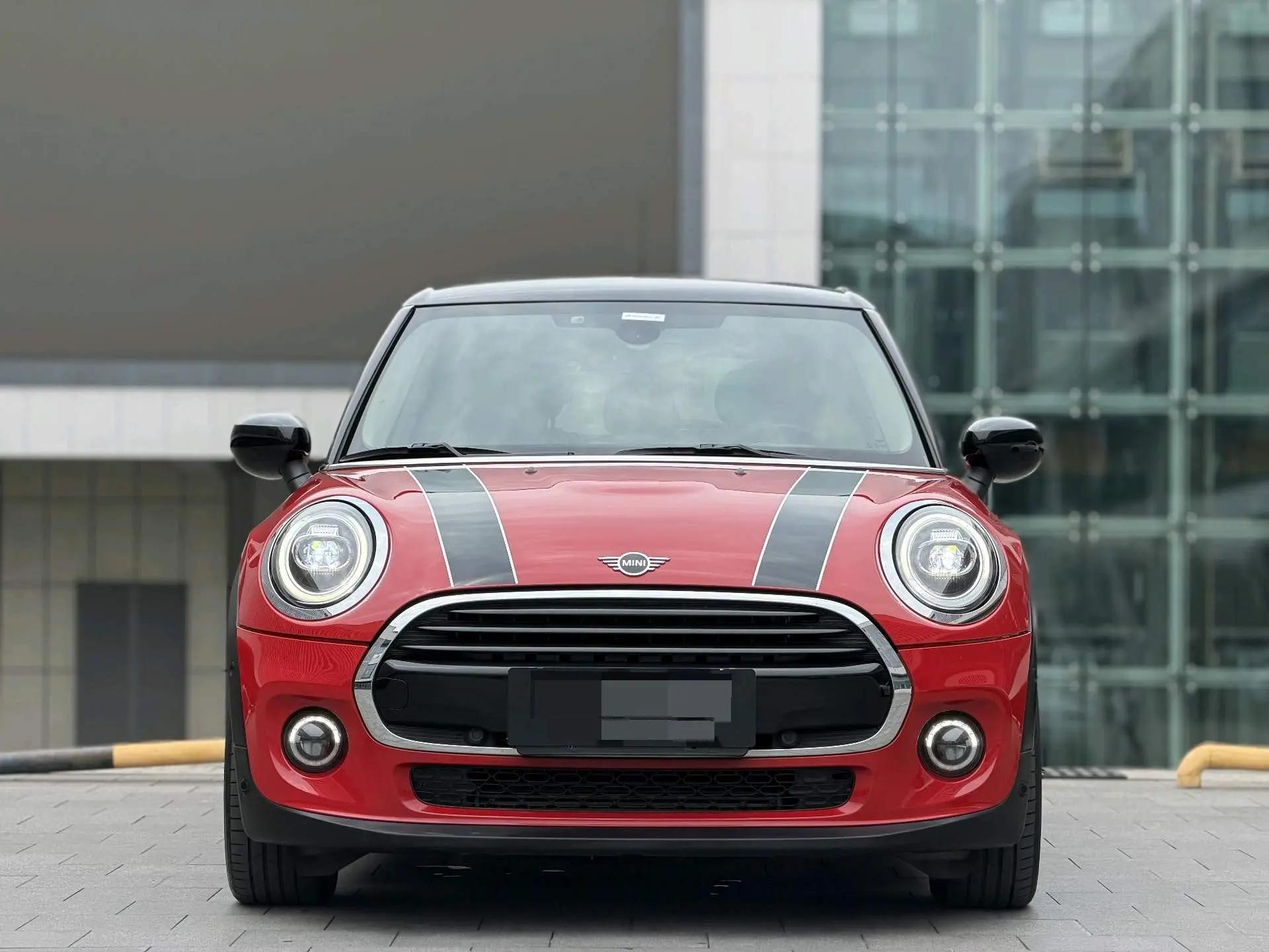 MINI 2021 1.5T COOPER Classic Five-Door Edition 2