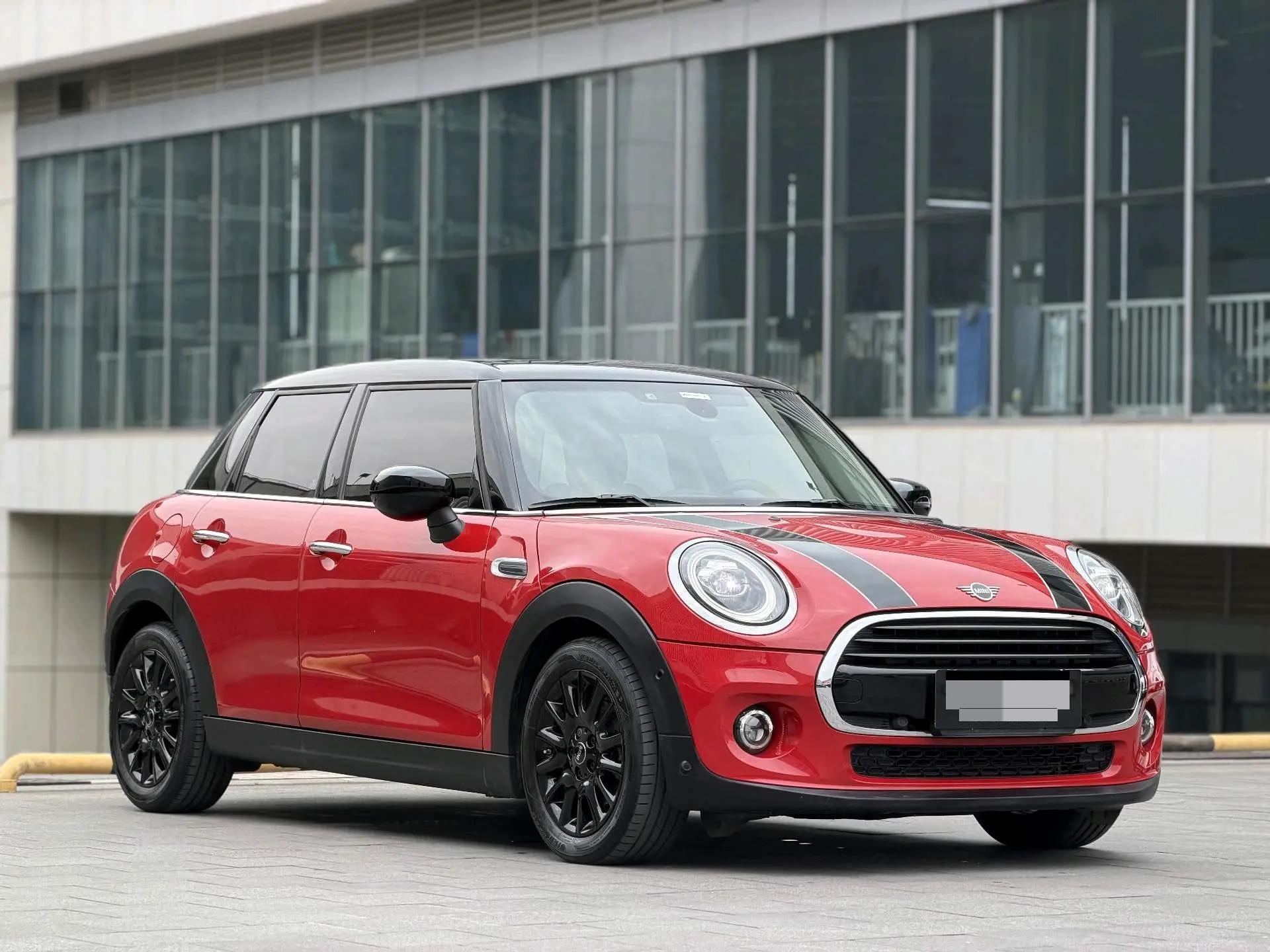 MINI 2021 1.5T COOPER Classic Five-Door Edition 3