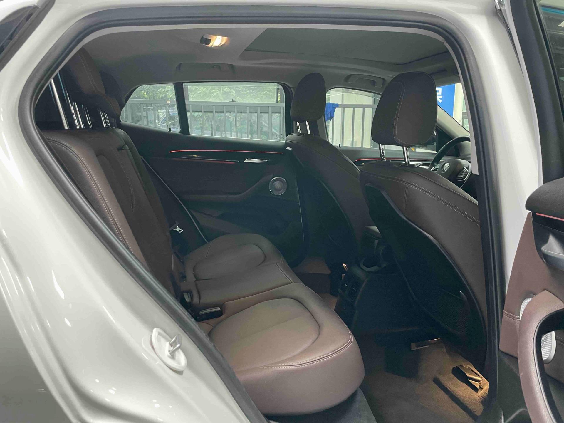 BMW X2 2020 sDrive20i M off-road set 9