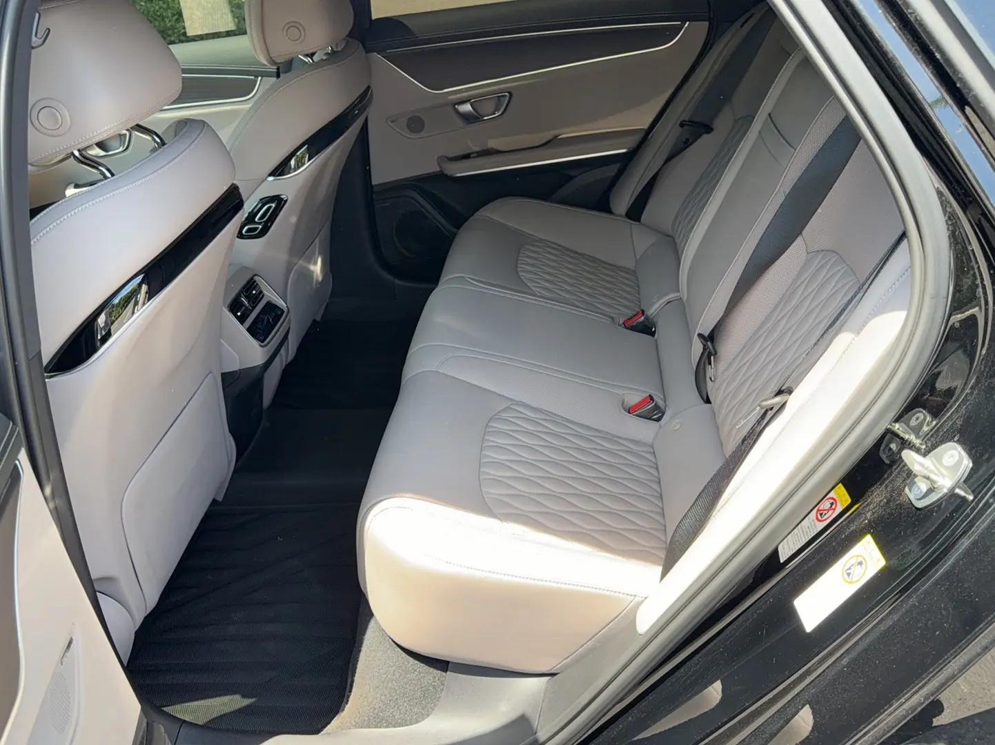 BYD 2025 Han DM-i 1.5T CVT Intelligent Driving Version 125KM Laser Radar Flagship Model Automatic Transmission 4