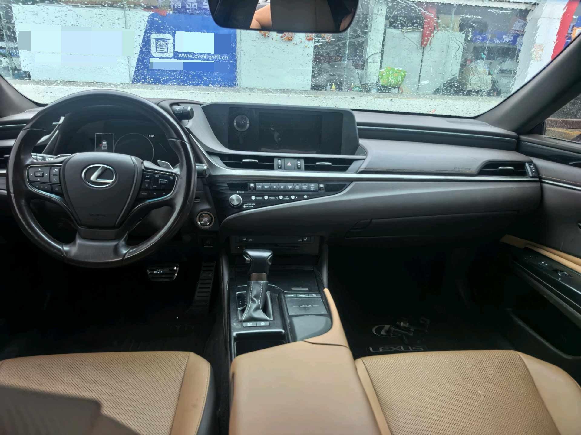 Lexus ES 2020 260 Excellence Edition 7