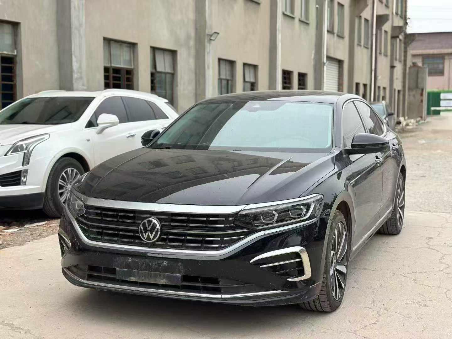 Passat 2023 380TSI Deluxe Edition