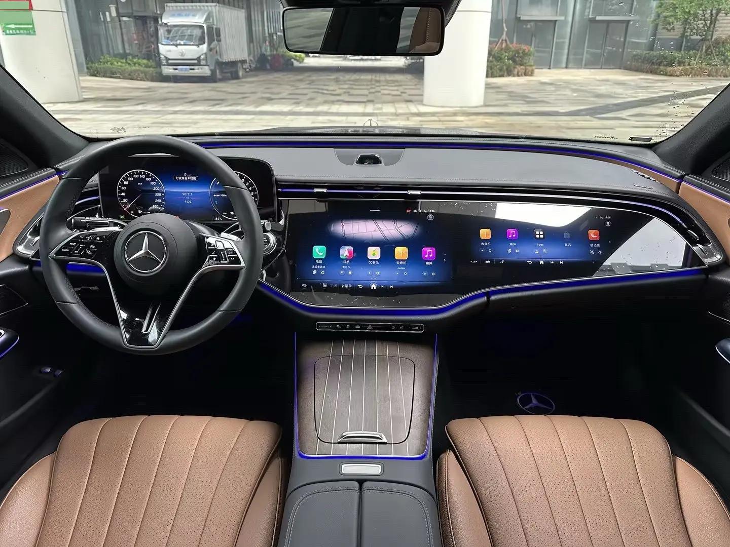 Mercedes Benz E-Class New Energy 2024 Model E 350 e L 2.0T Automatic 13